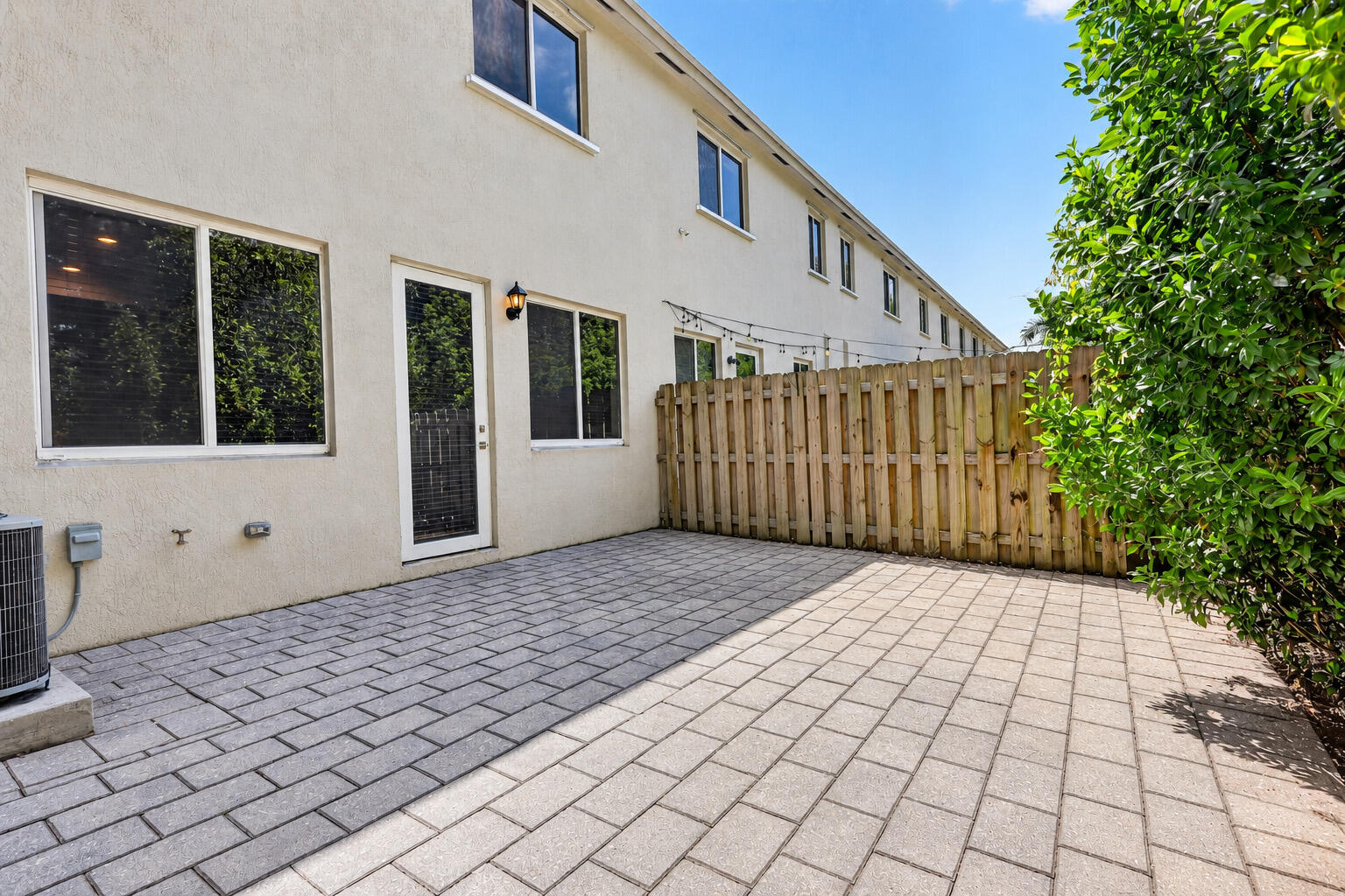 1339 NW 208TH, Miami Gardens FL 33169