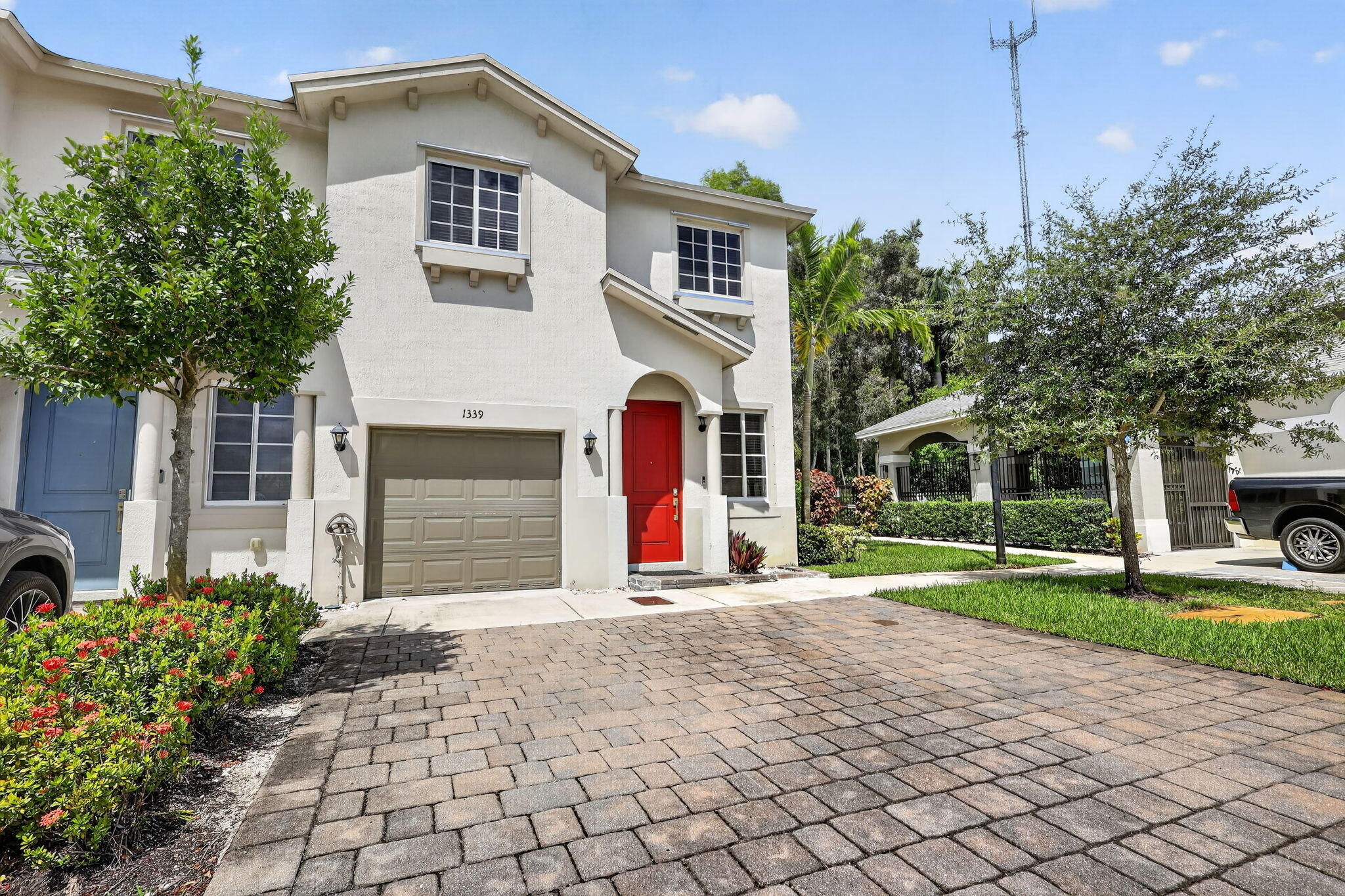 1339 NW 208TH, Miami Gardens FL 33169
