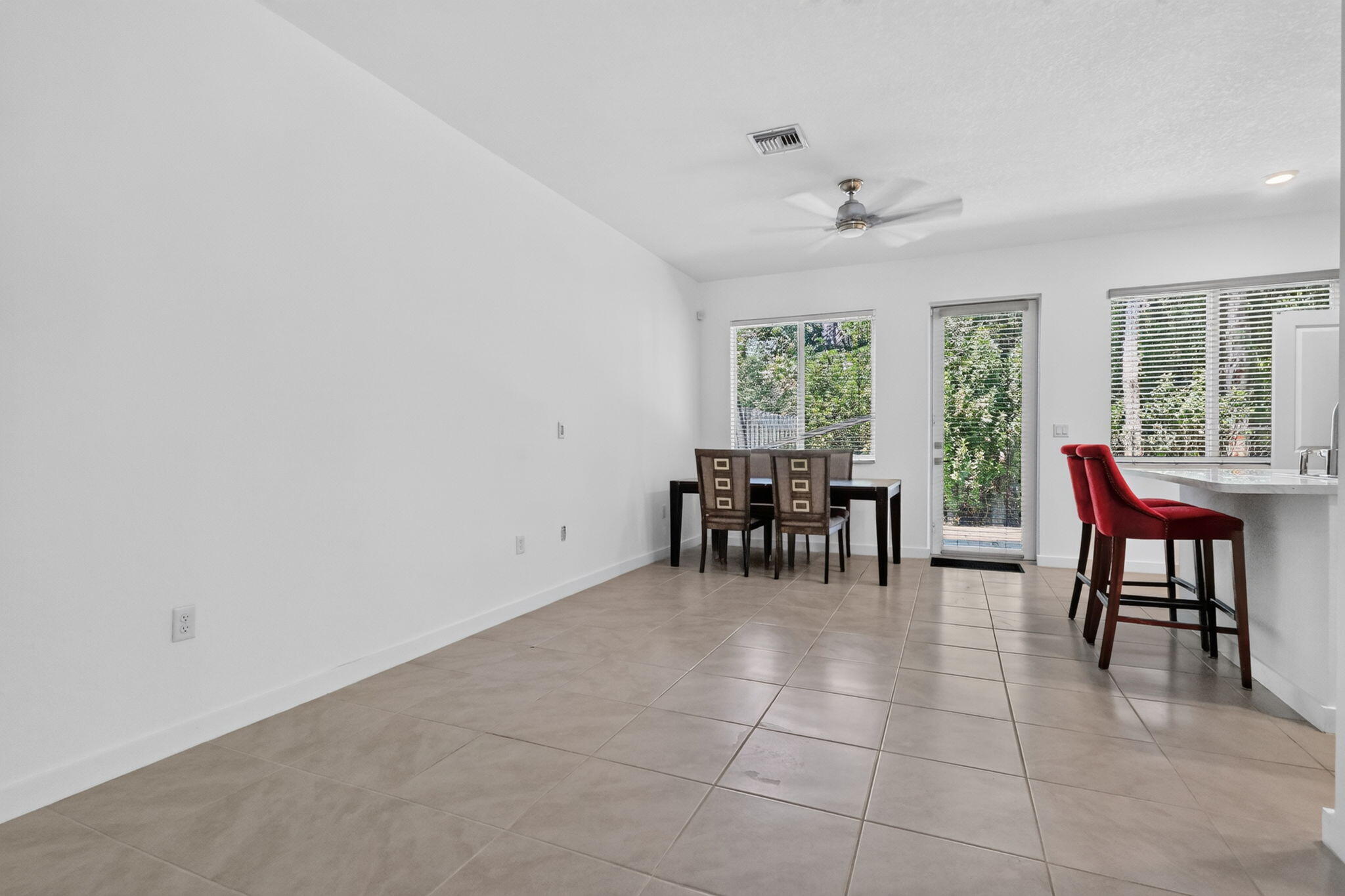 1339 NW 208TH, Miami Gardens FL 33169