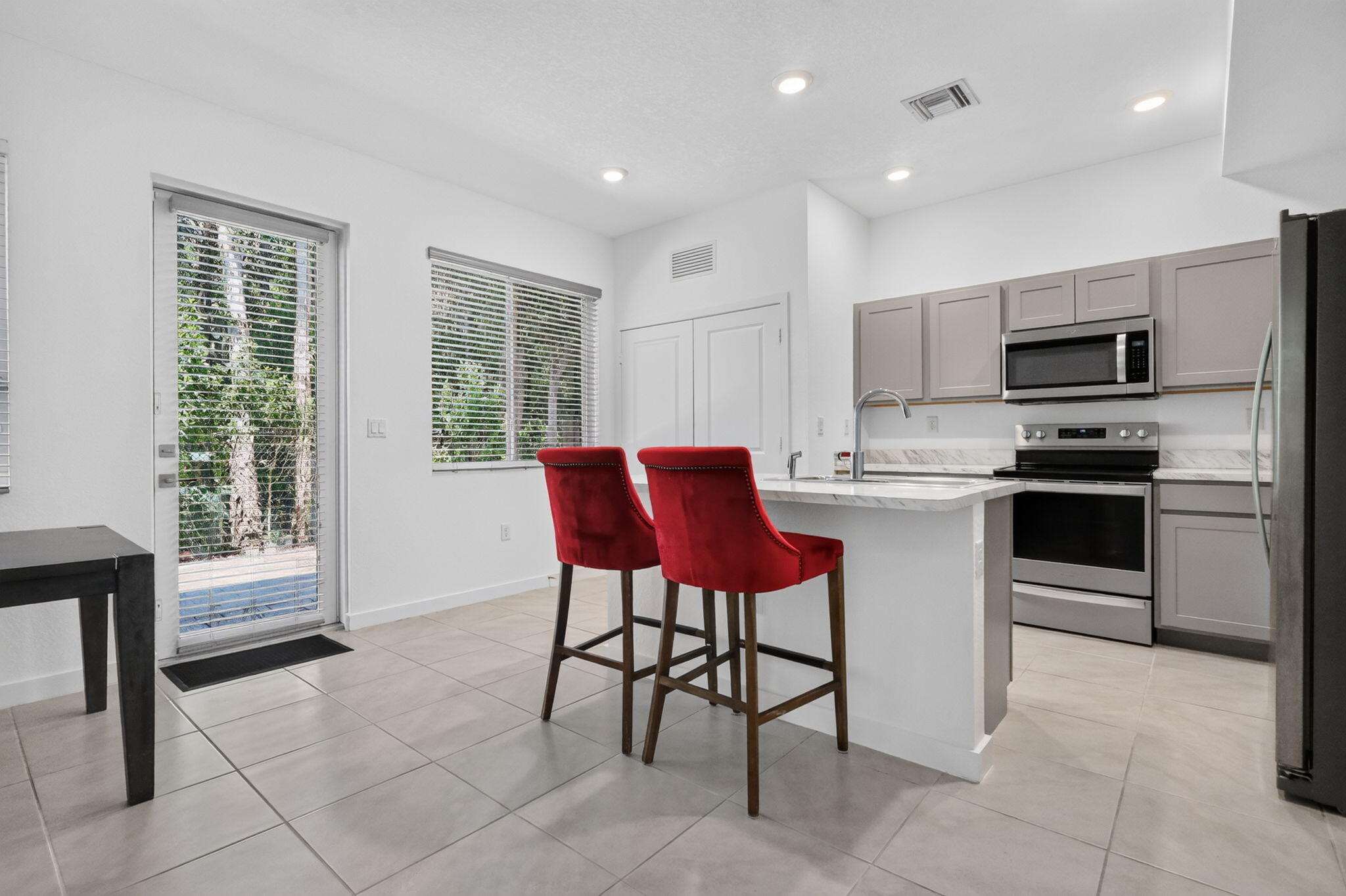 1339 NW 208TH, Miami Gardens FL 33169