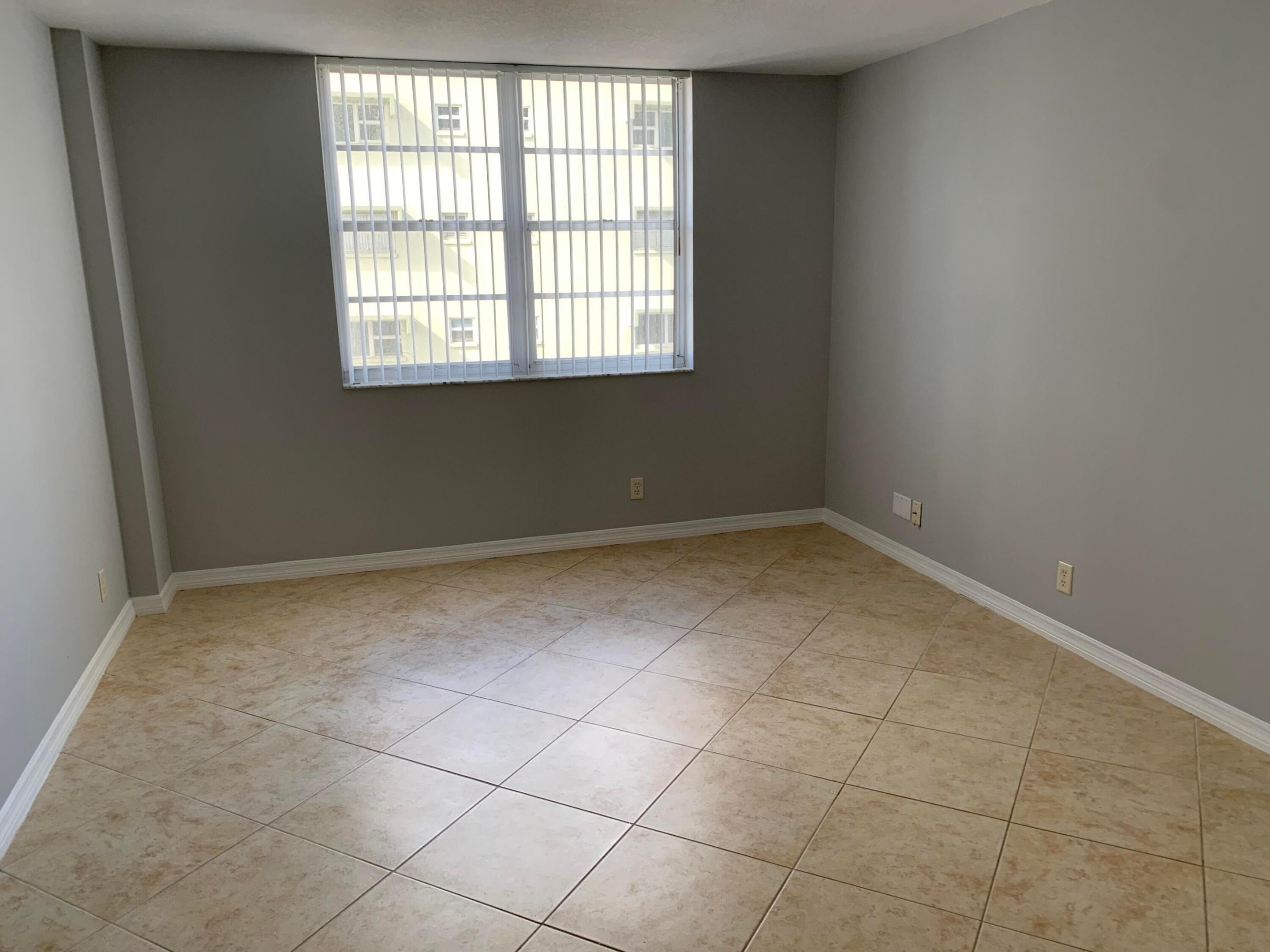 3001 W ROLLING HILLS #709, Davie FL 33328