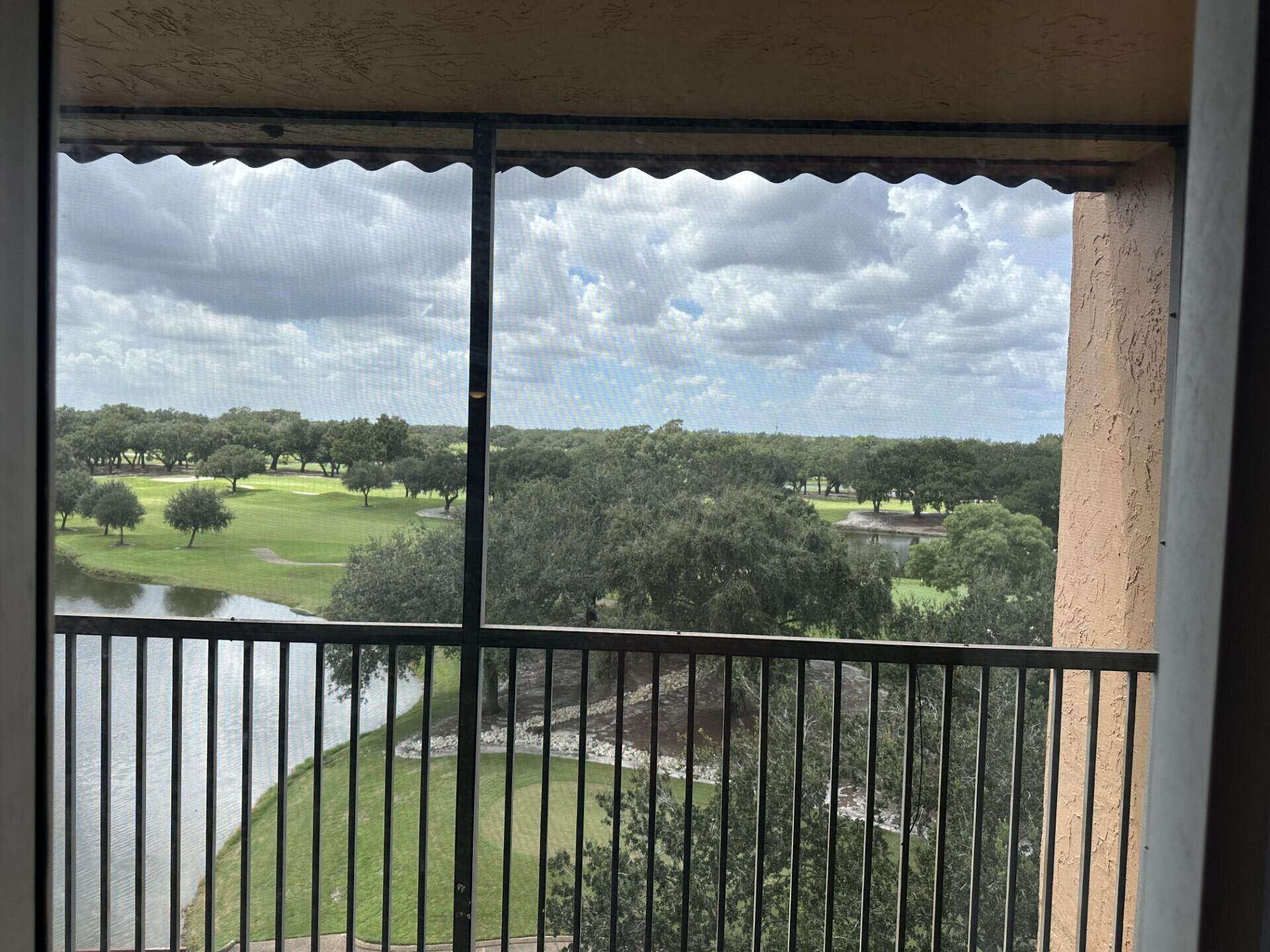 3001 W ROLLING HILLS #709, Davie FL 33328