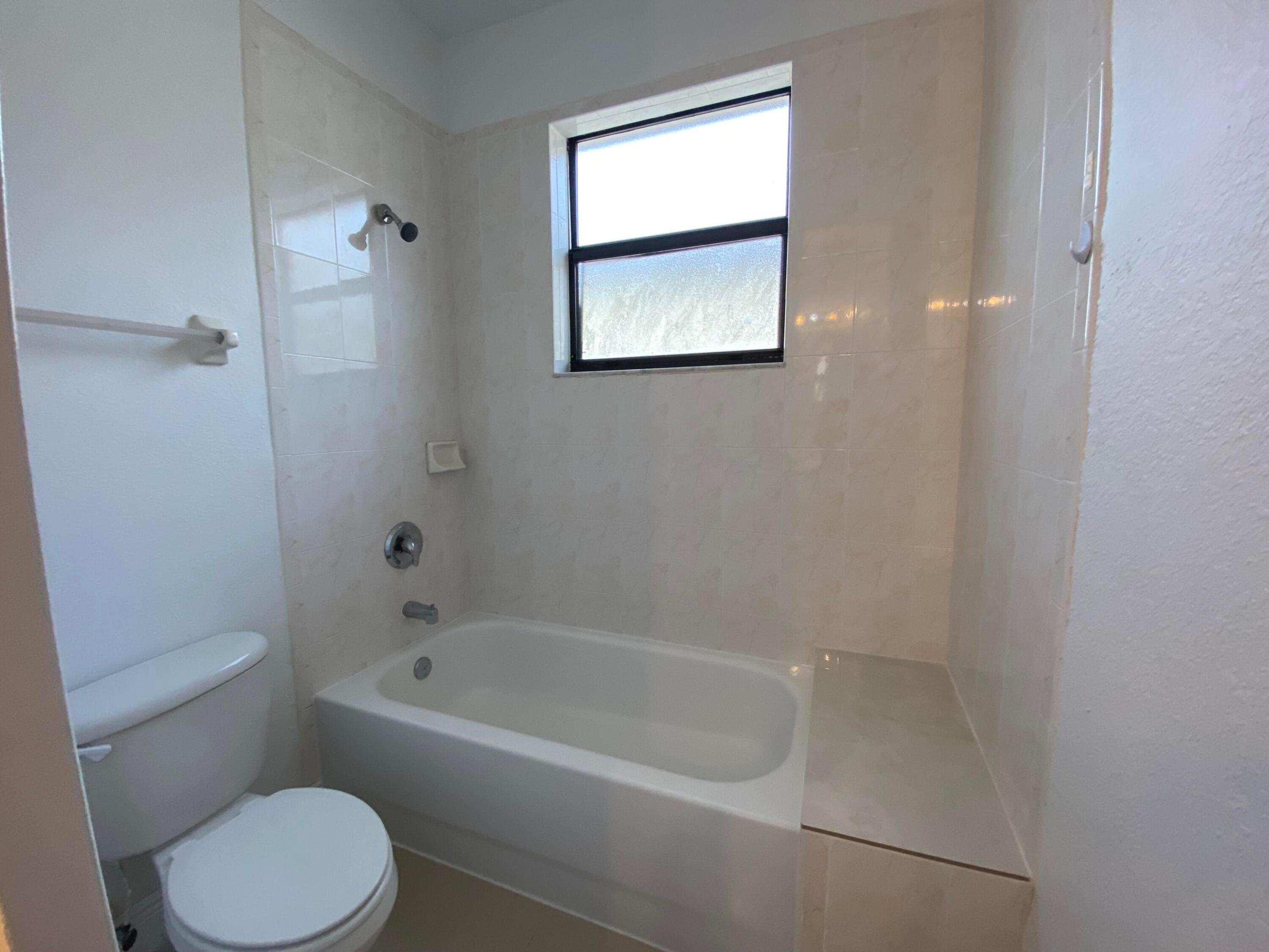 8936 SW 228th, Cutler Bay FL 33190