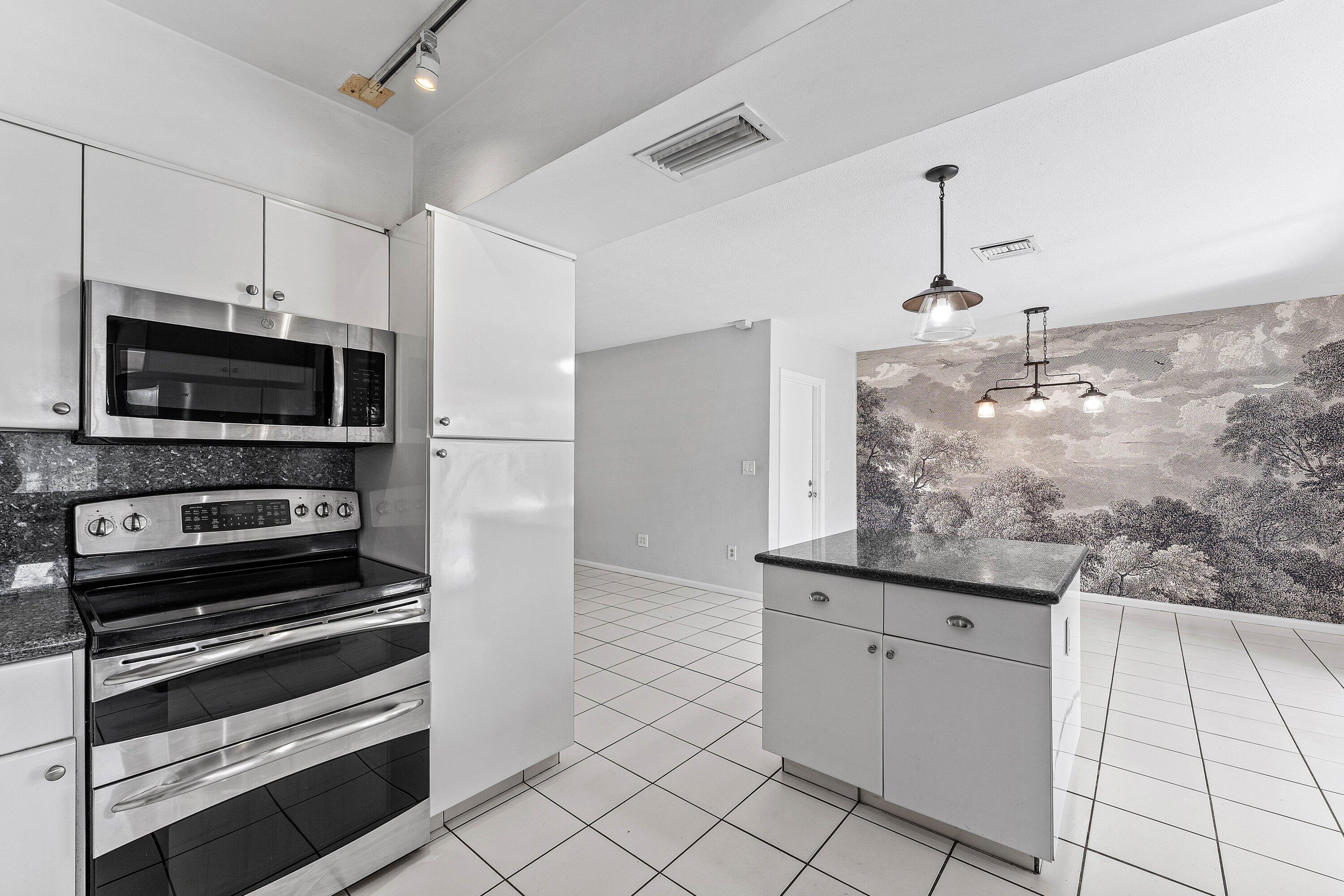 1224 SW 16th, Boca Raton FL 33486