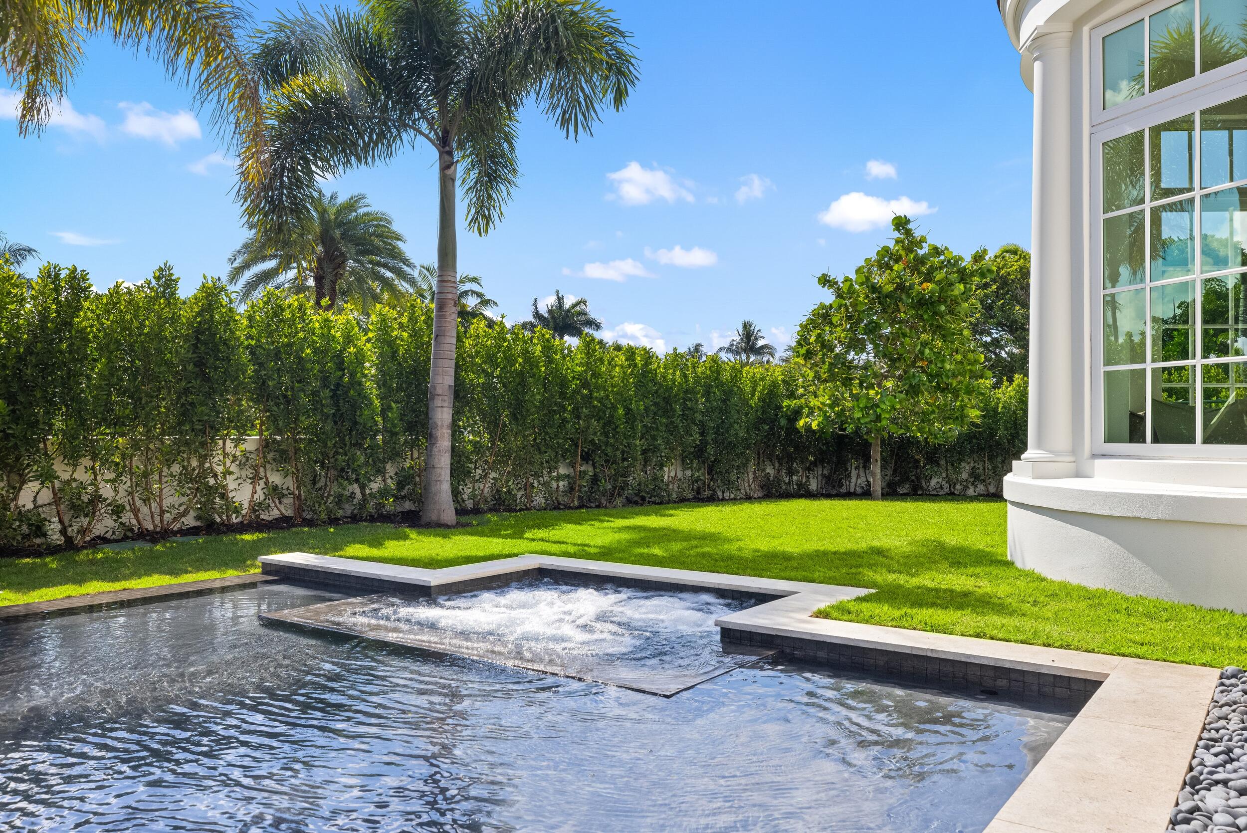 301 Plantation, Palm Beach FL 33480