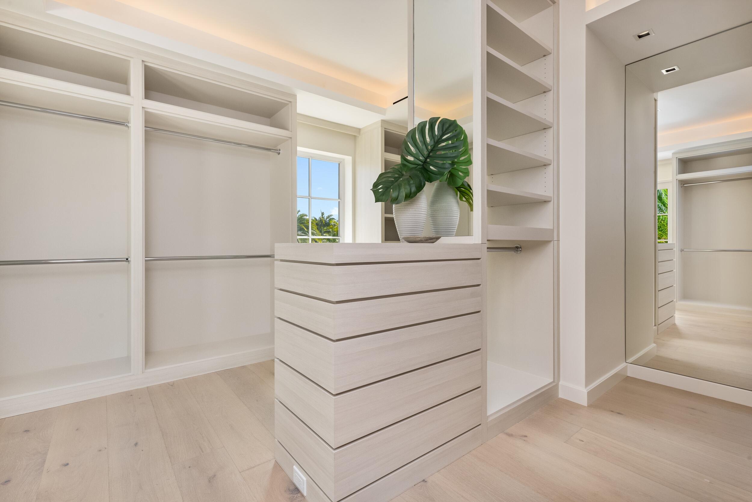 301 Plantation, Palm Beach FL 33480