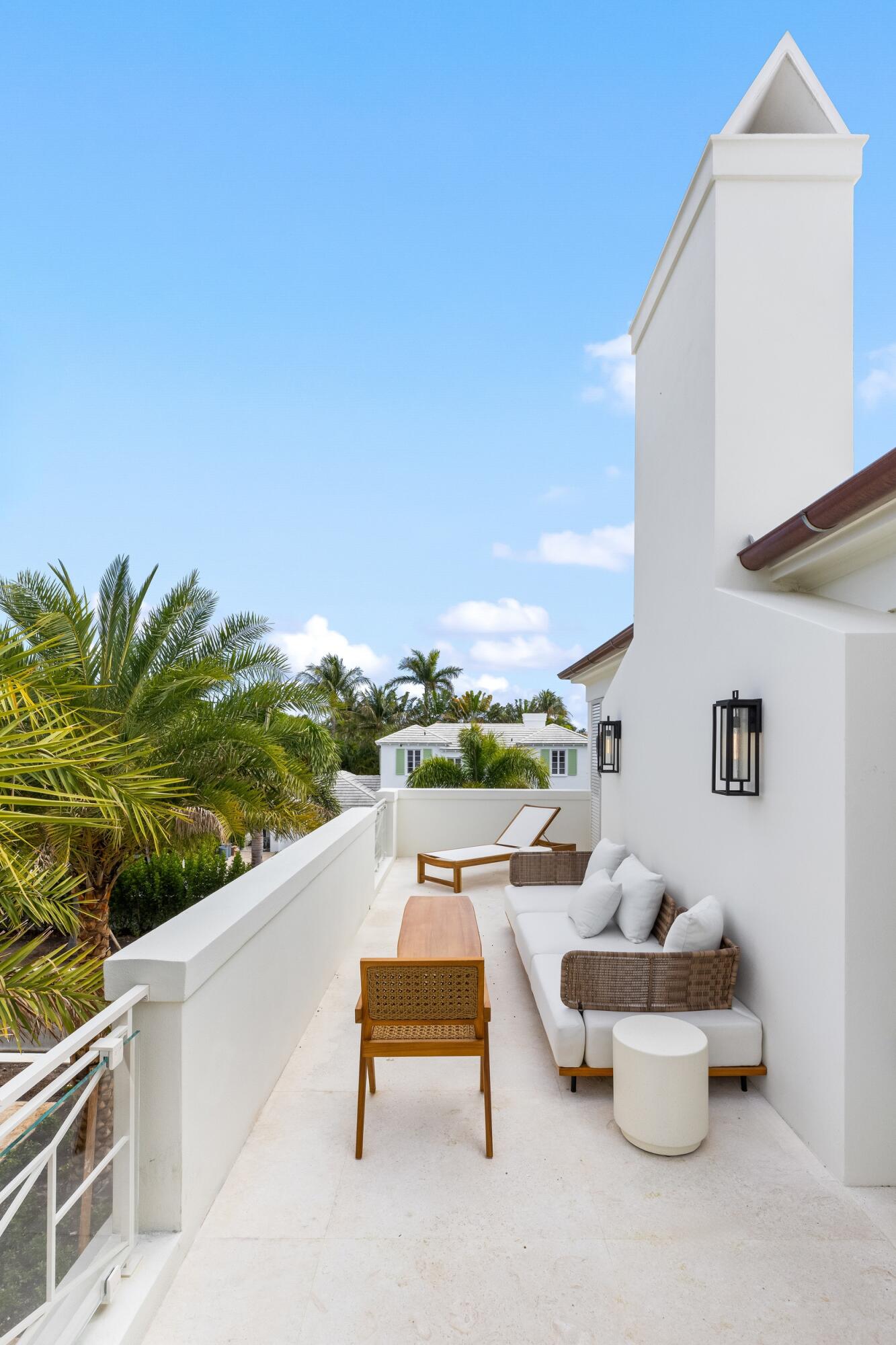 301 Plantation, Palm Beach FL 33480