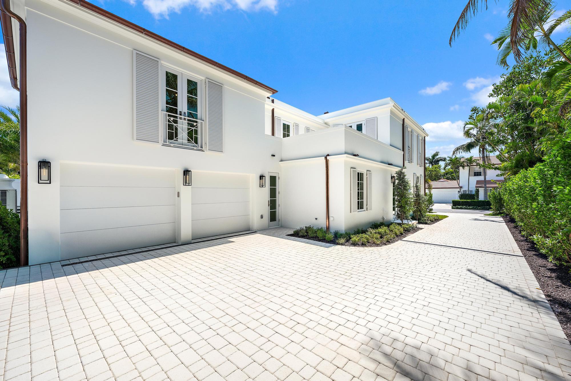 301 Plantation, Palm Beach FL 33480