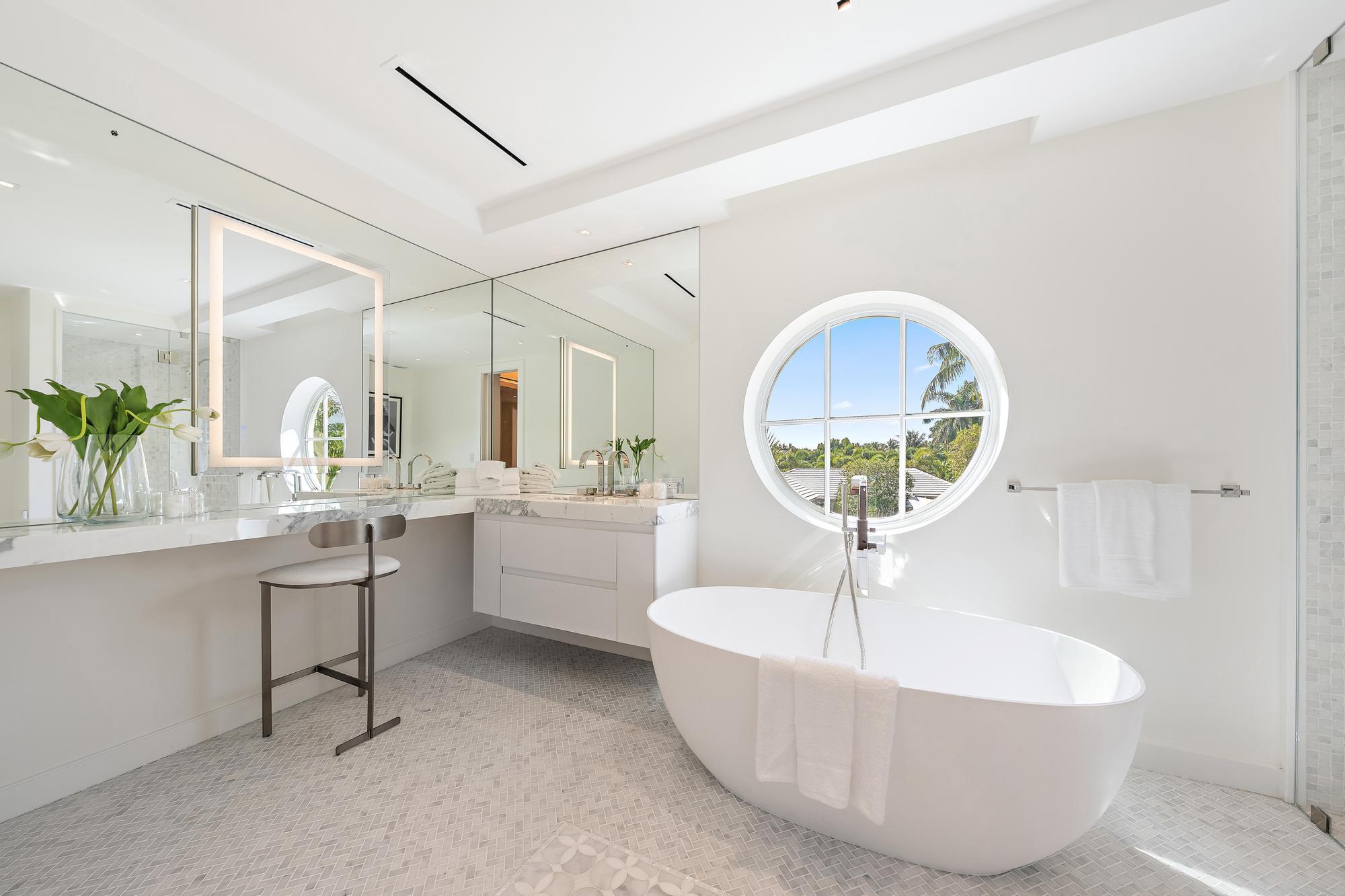 301 Plantation, Palm Beach FL 33480
