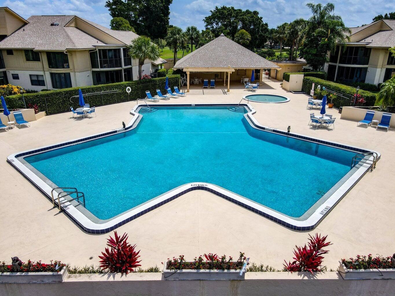 17053 Waterbend, Jupiter FL 33477