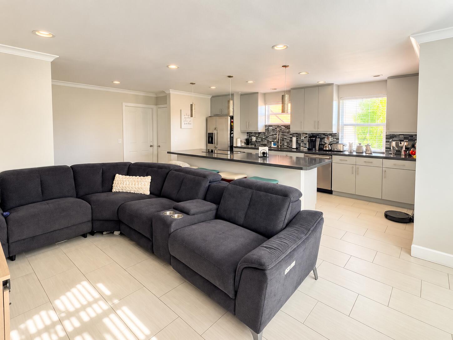 2591 NE 55TH #107, Fort Lauderdale FL 33308