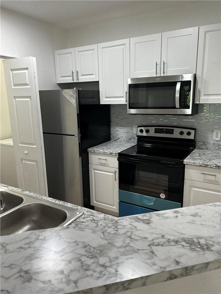403 BELMONT #403, North Lauderdale FL 33068