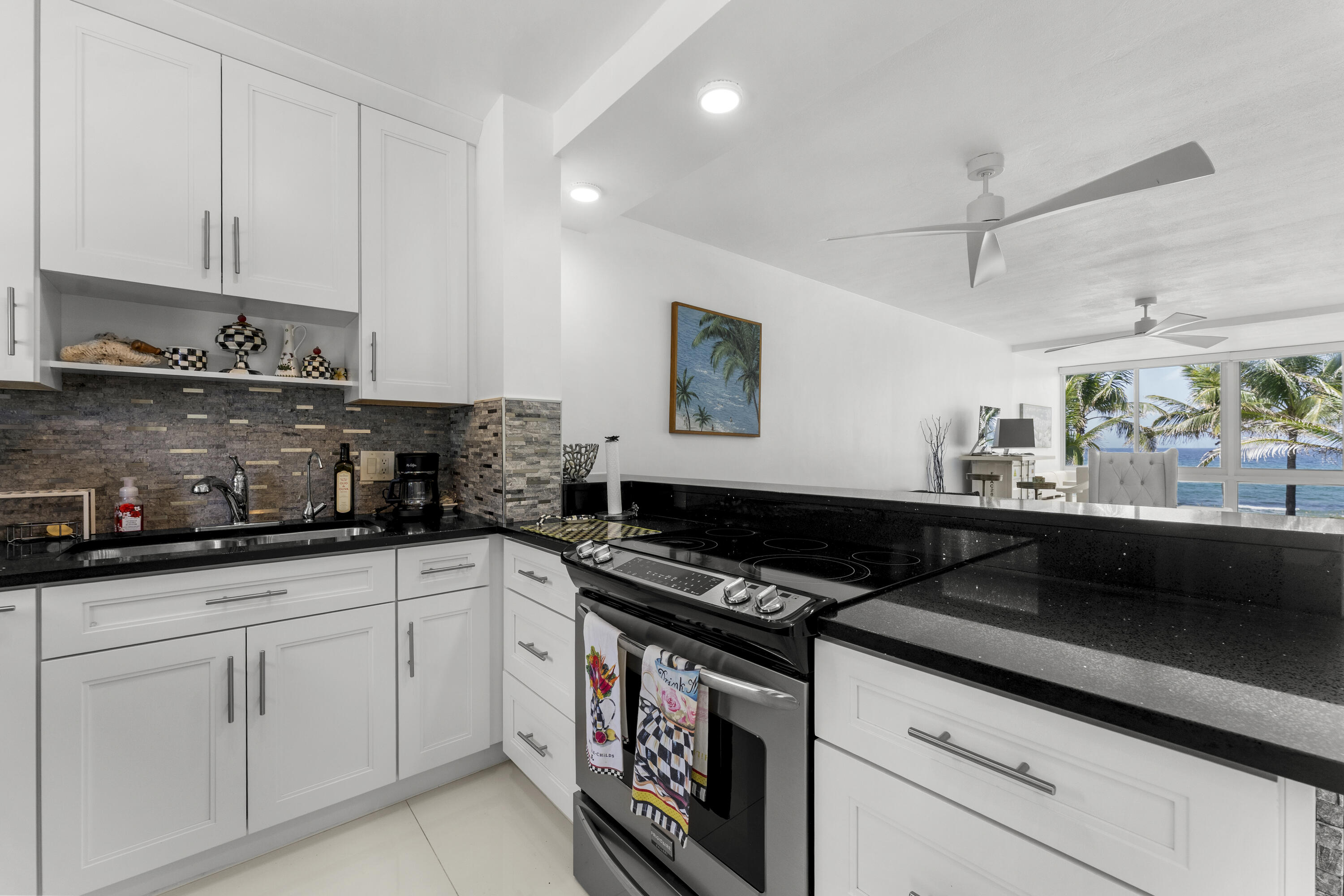 1041 HILLSBORO MILE #5, Hillsboro Beach FL 33062