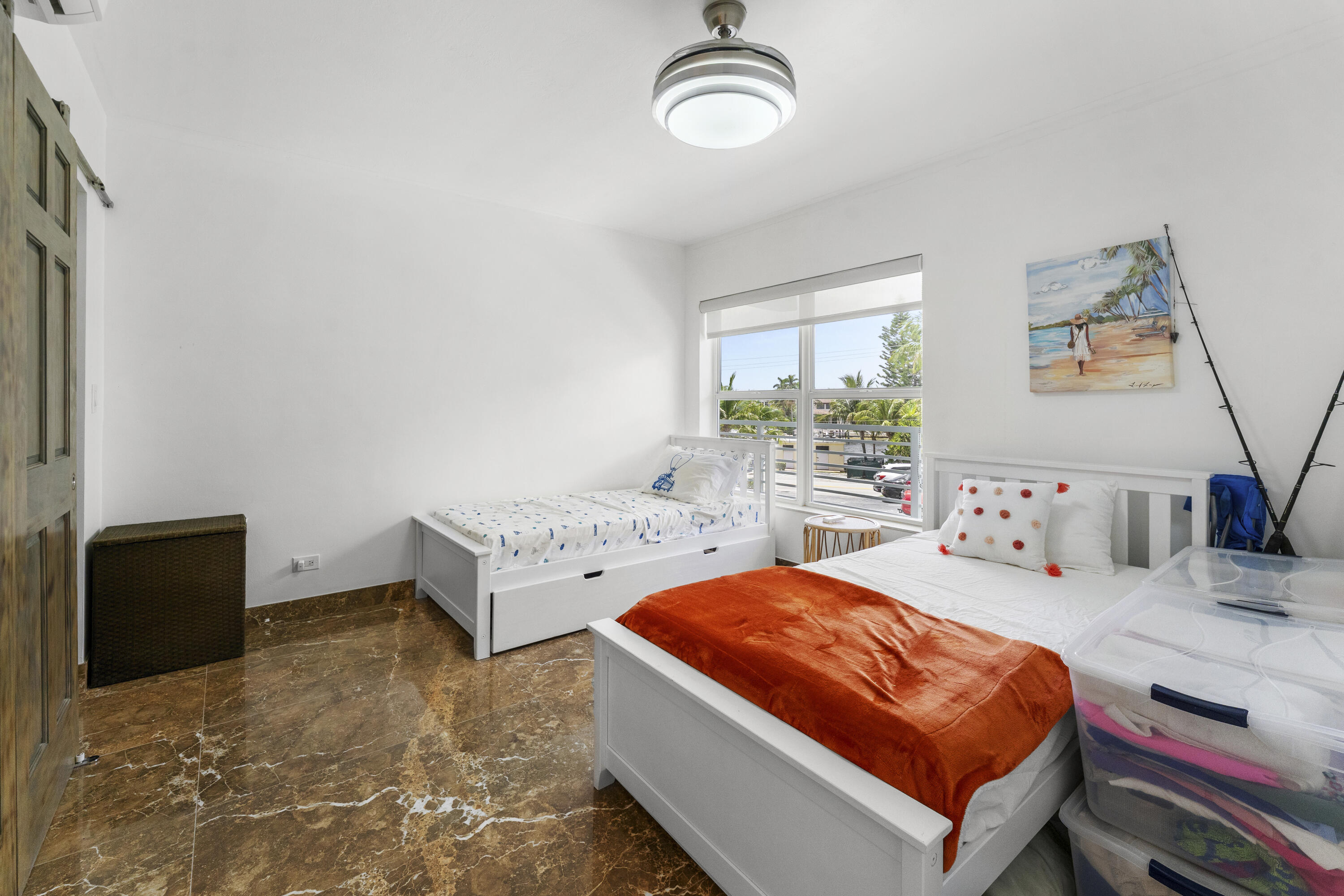 1041 HILLSBORO MILE #5, Hillsboro Beach FL 33062