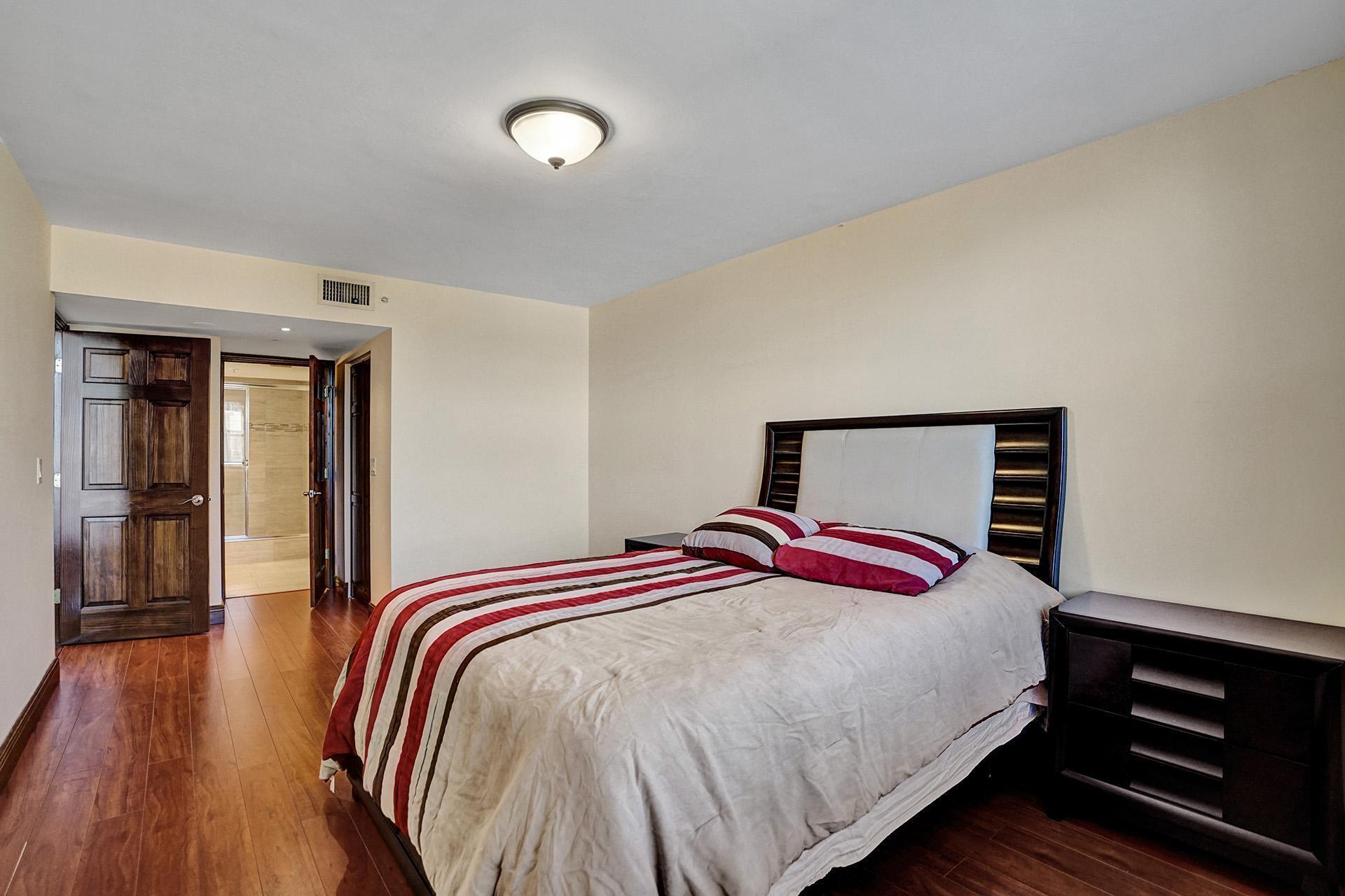 1350 SE 3RD #406, Dania Beach FL 33004