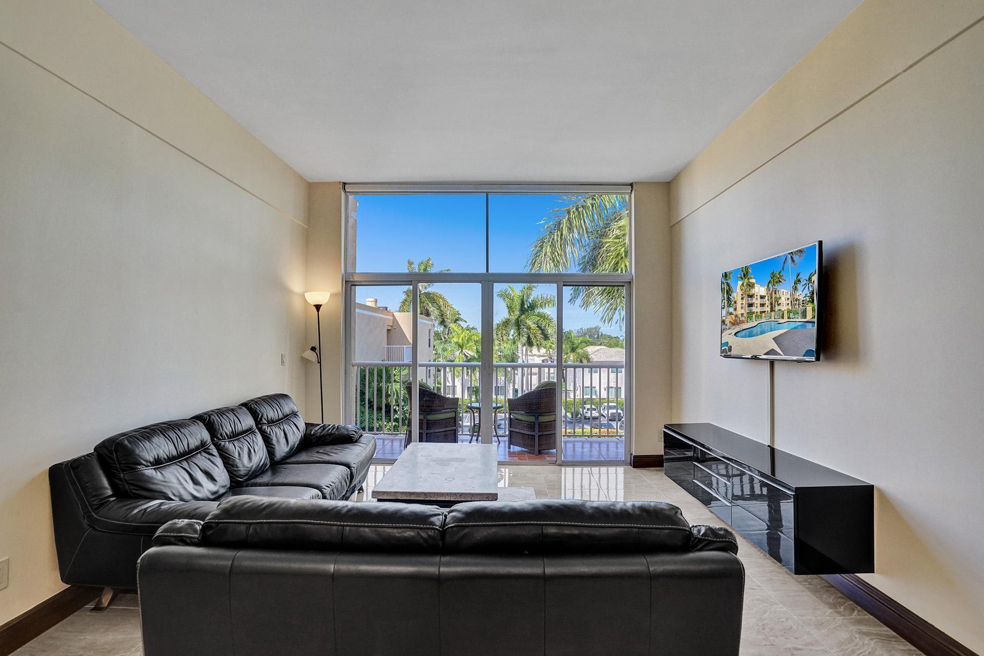 1350 SE 3RD #406, Dania Beach FL 33004