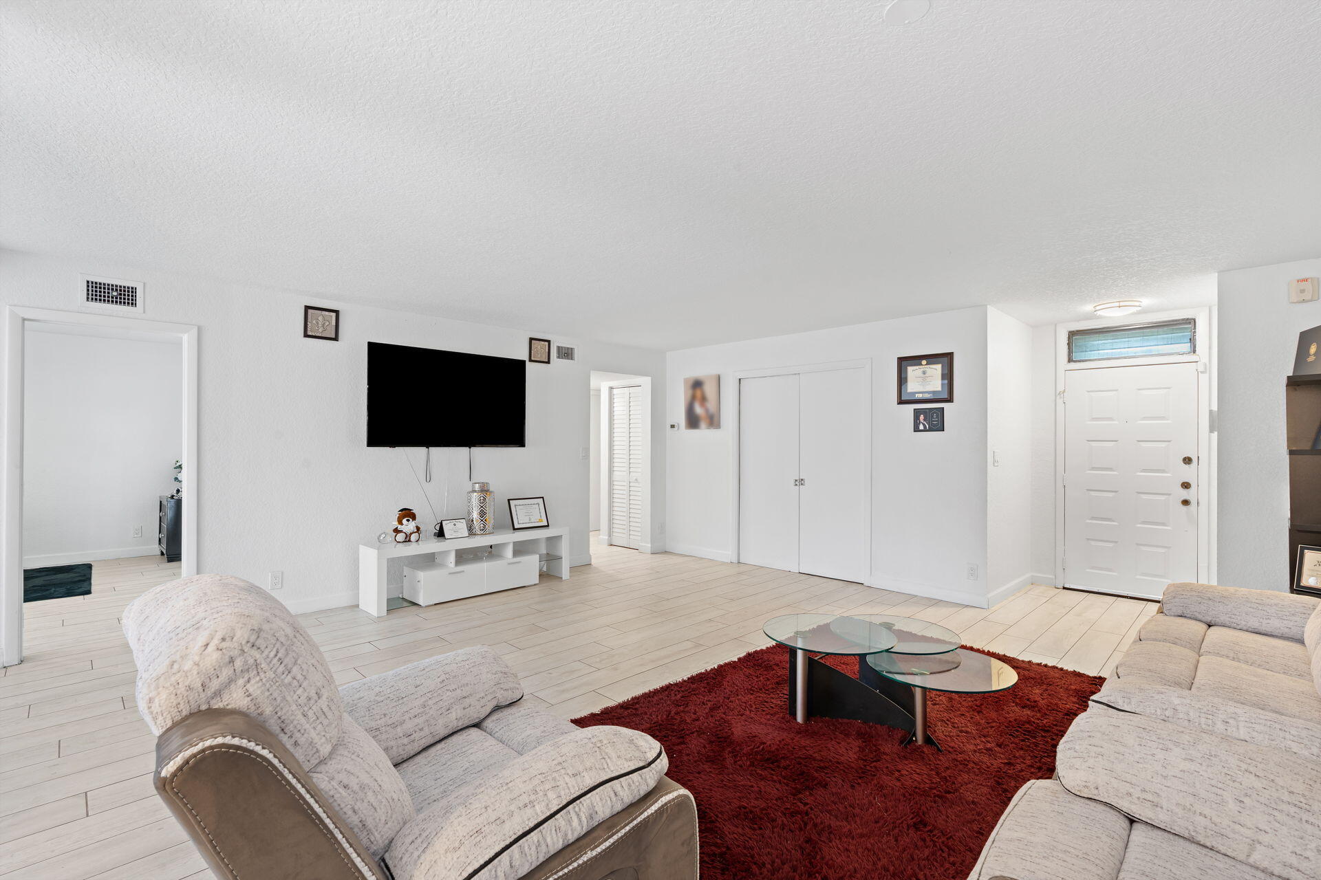 9592 SW 1st #13-F, Coral Springs FL 33071