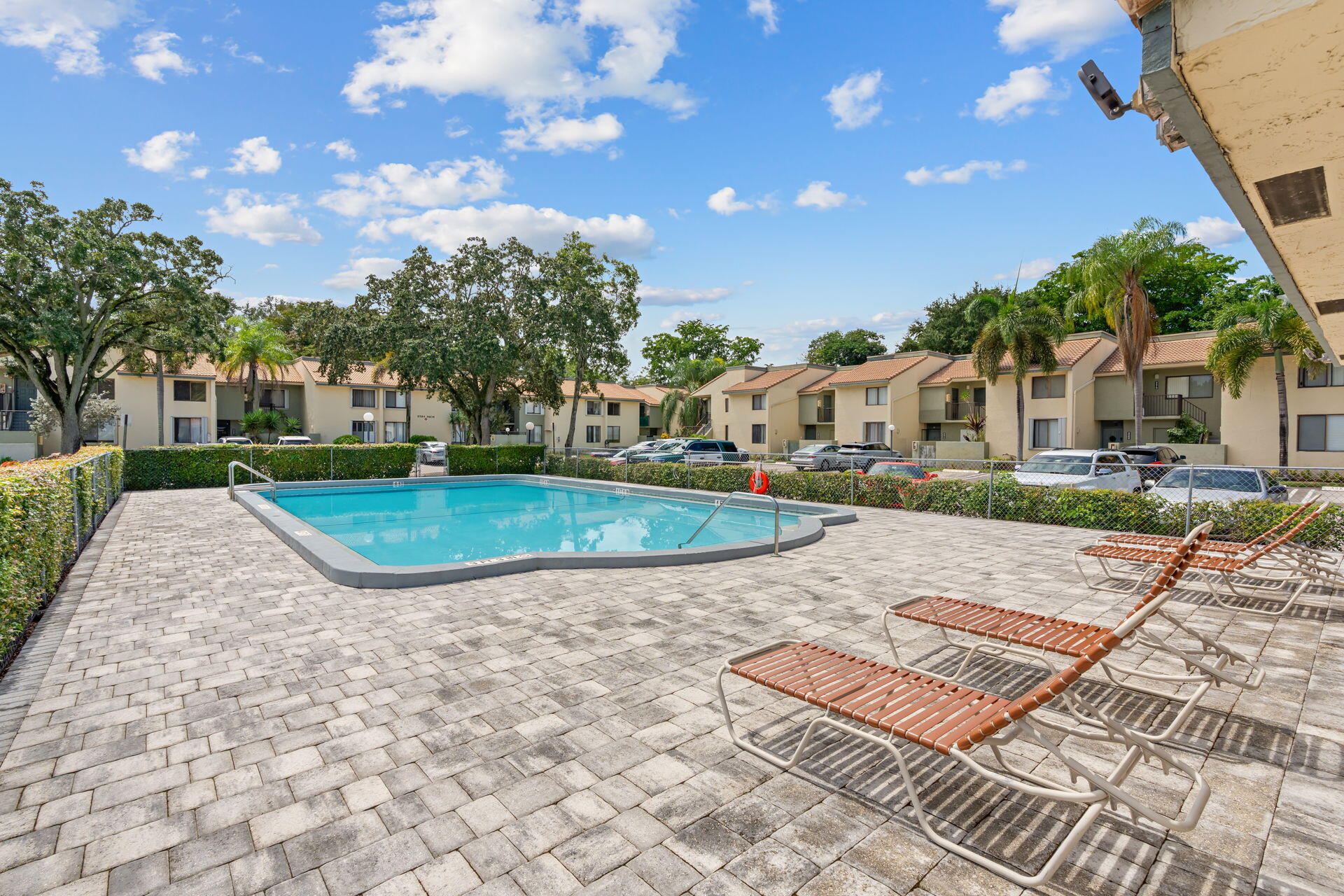 9592 SW 1st #13-F, Coral Springs FL 33071
