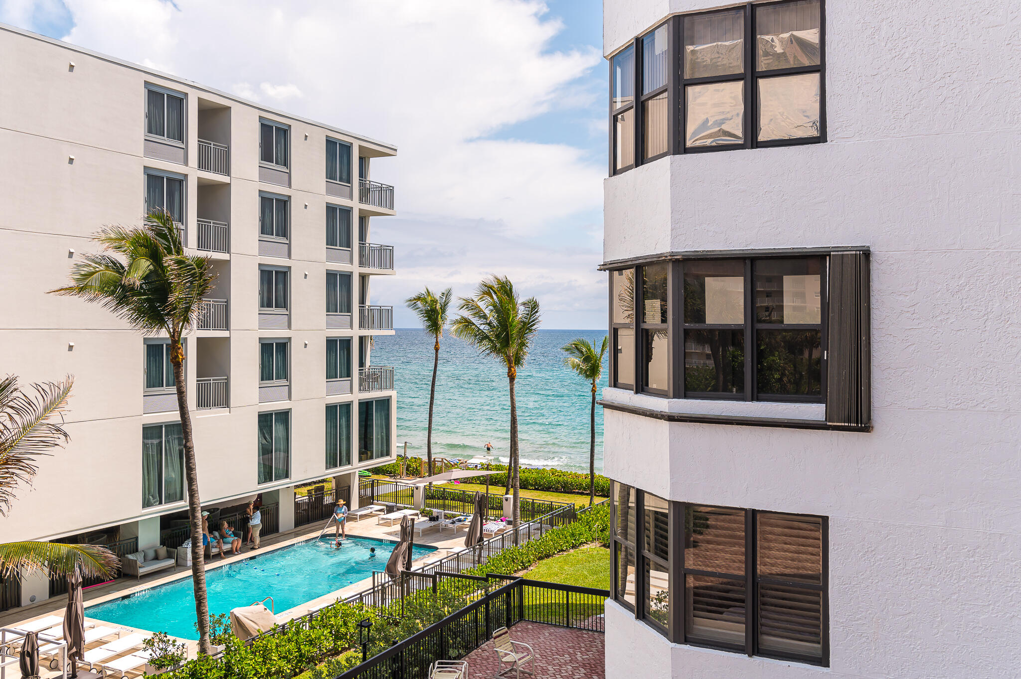1155 HILLSBORO MILE #305, Hillsboro Beach FL 33062