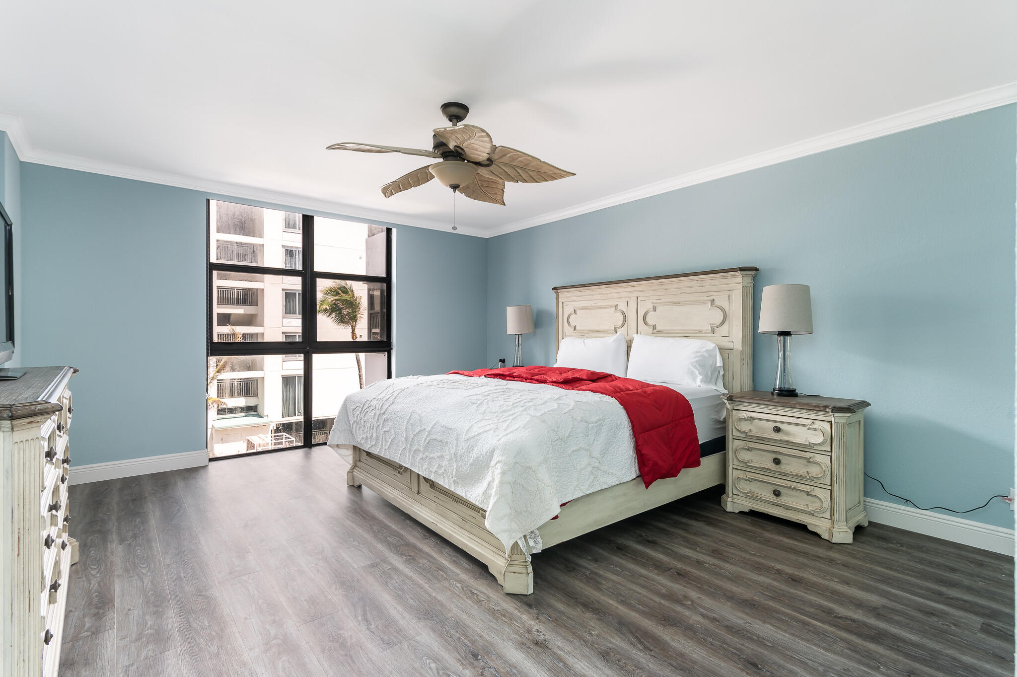 1155 HILLSBORO MILE #305, Hillsboro Beach FL 33062