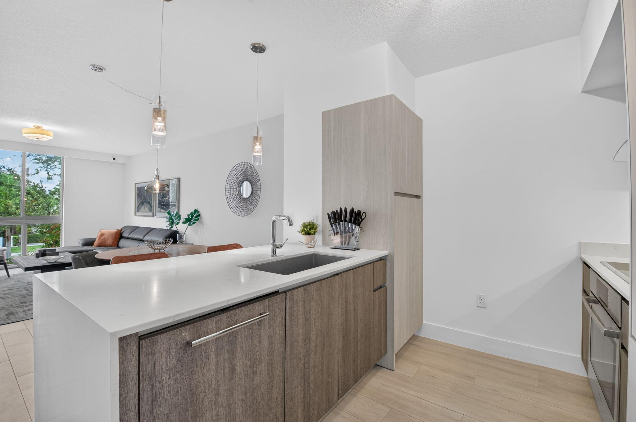 111 SE 1ST #317, Delray Beach FL 33444