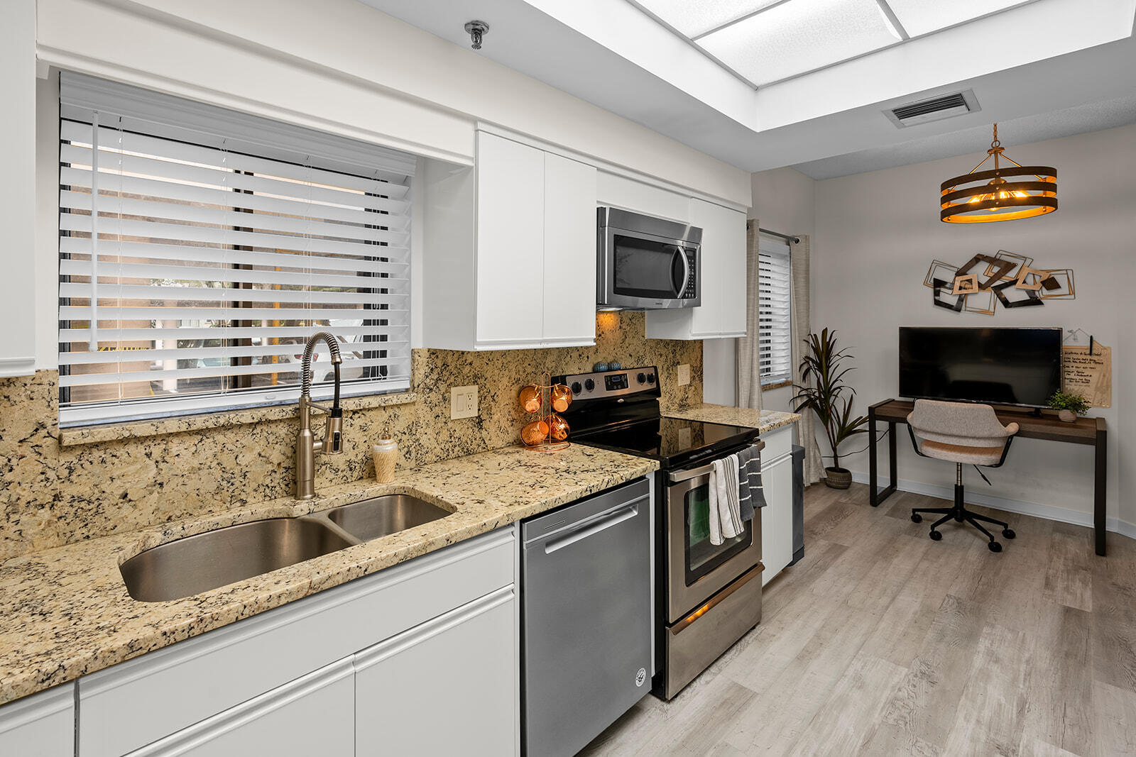 11370 Twelve Oaks #118, North Palm Beach FL 33408