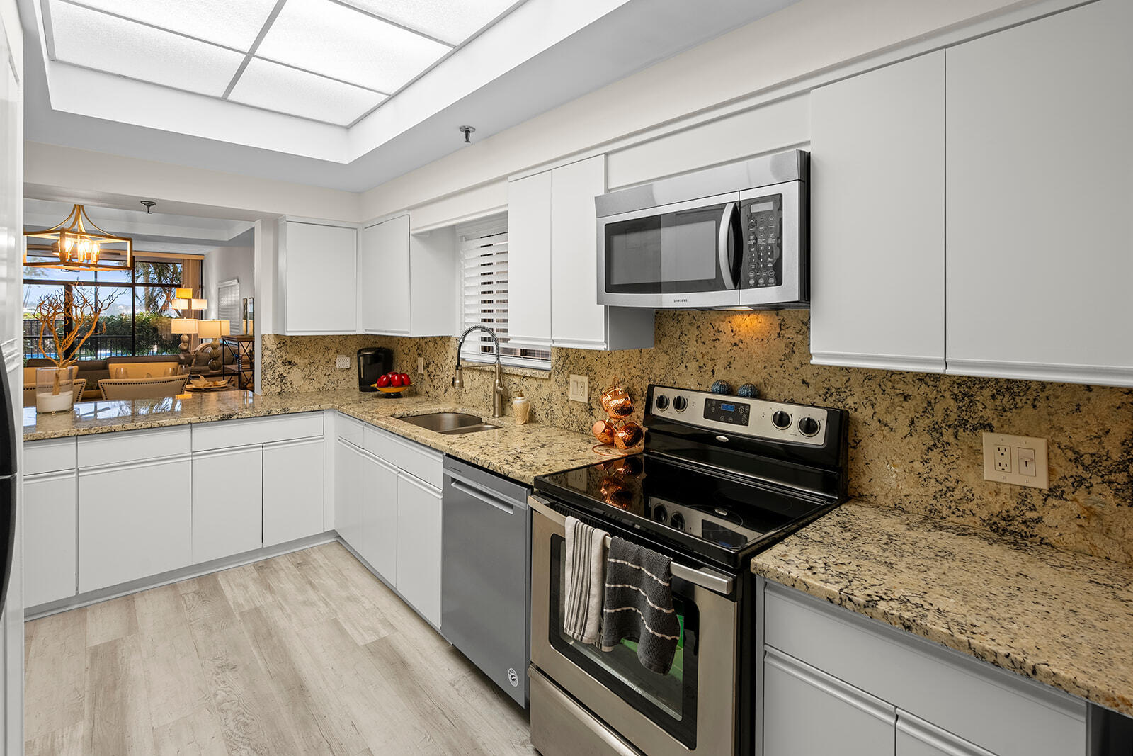 11370 Twelve Oaks #118, North Palm Beach FL 33408