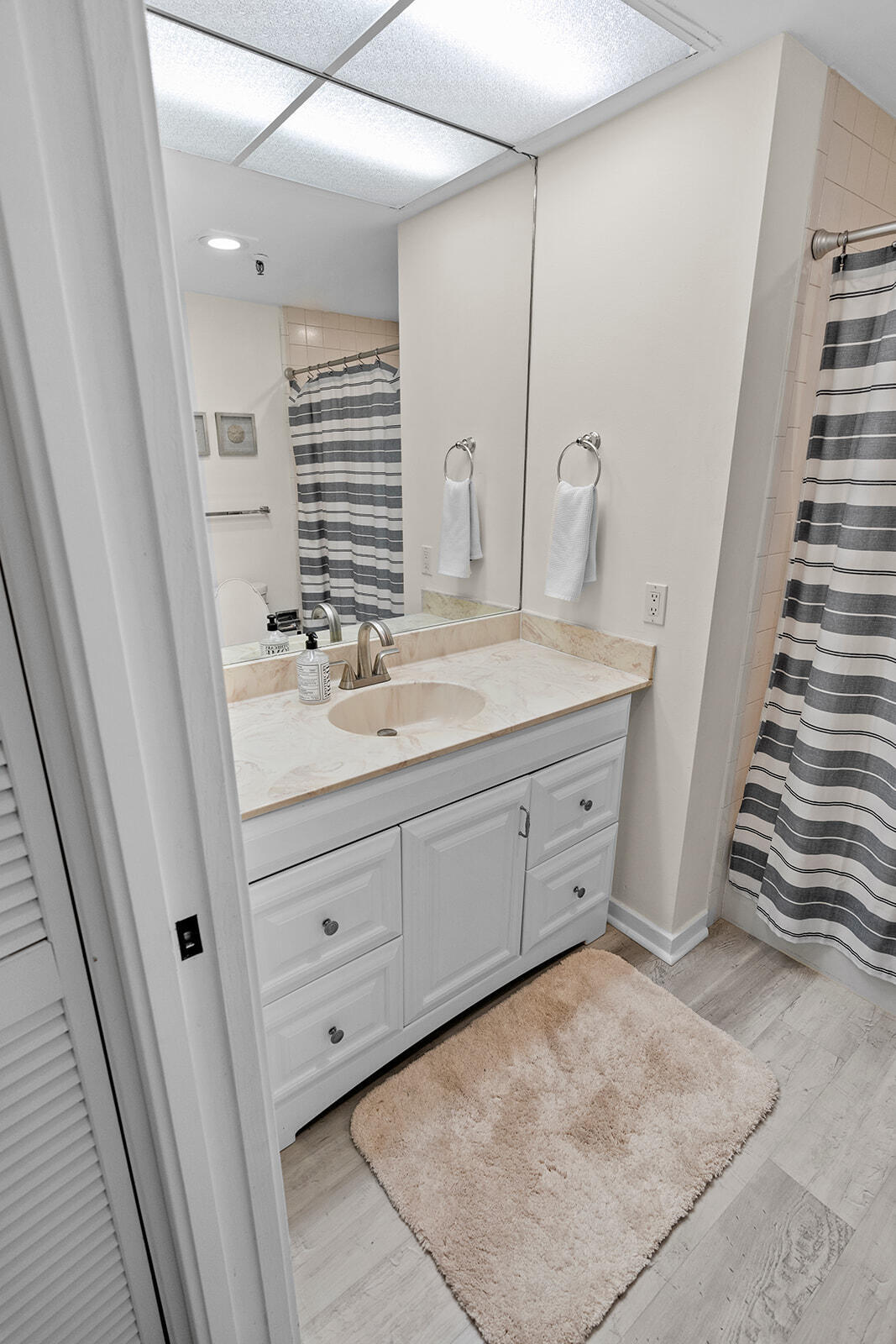 11370 Twelve Oaks #118, North Palm Beach FL 33408