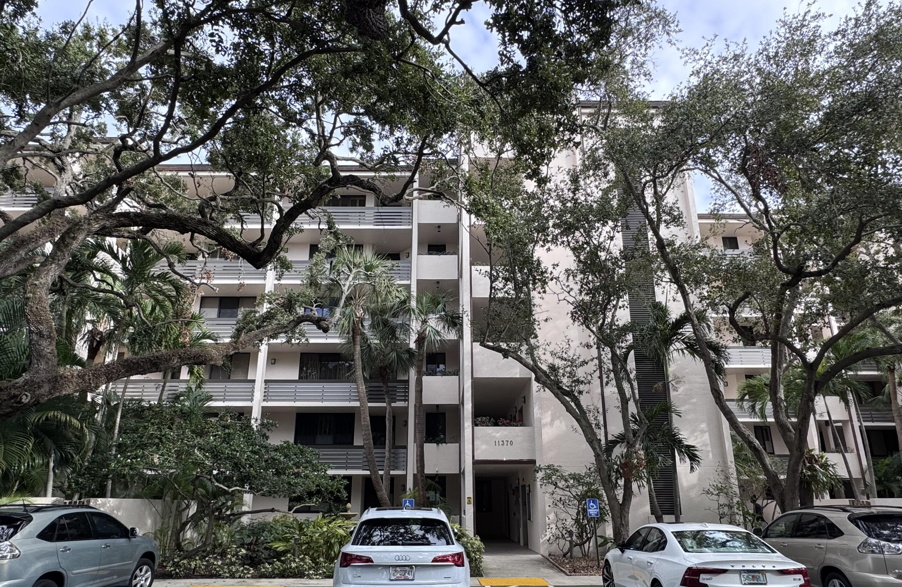 11370 Twelve Oaks #118, North Palm Beach FL 33408