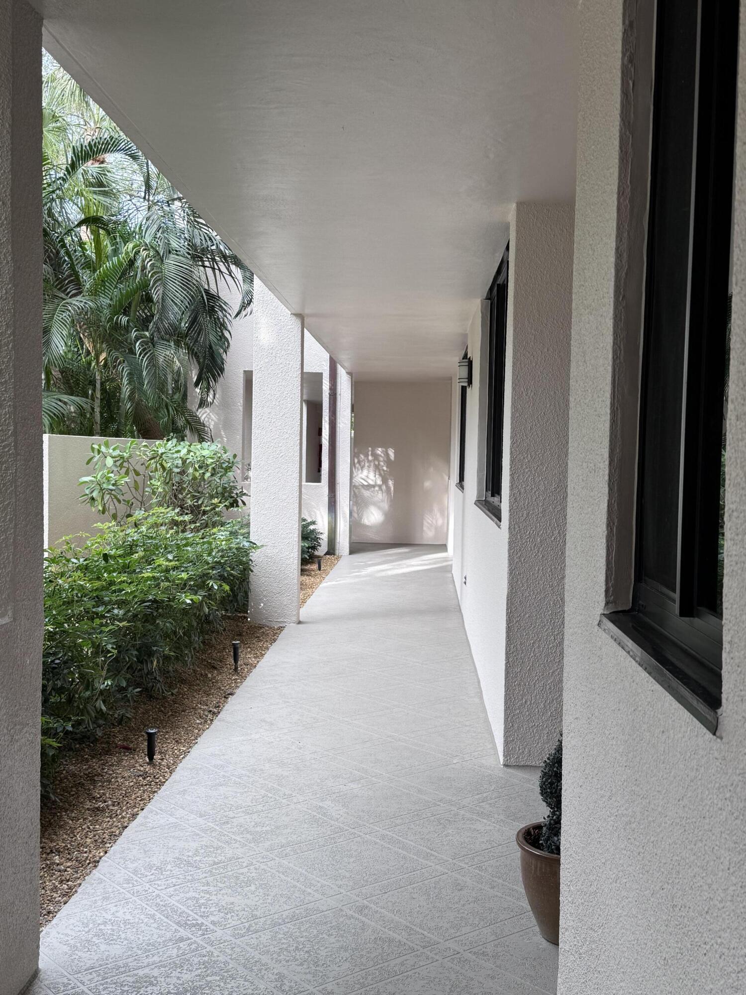 11370 Twelve Oaks #118, North Palm Beach FL 33408