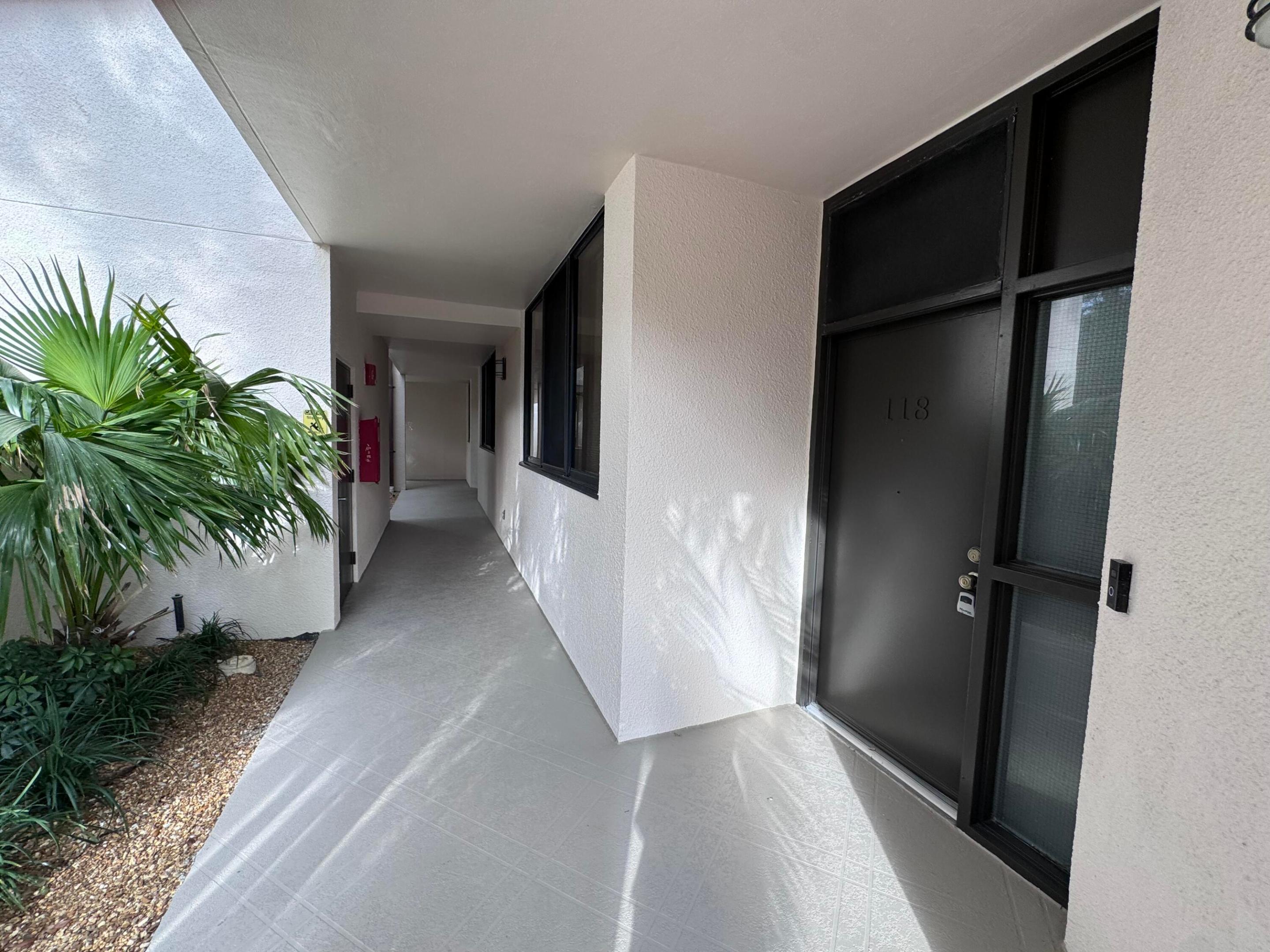 11370 Twelve Oaks #118, North Palm Beach FL 33408