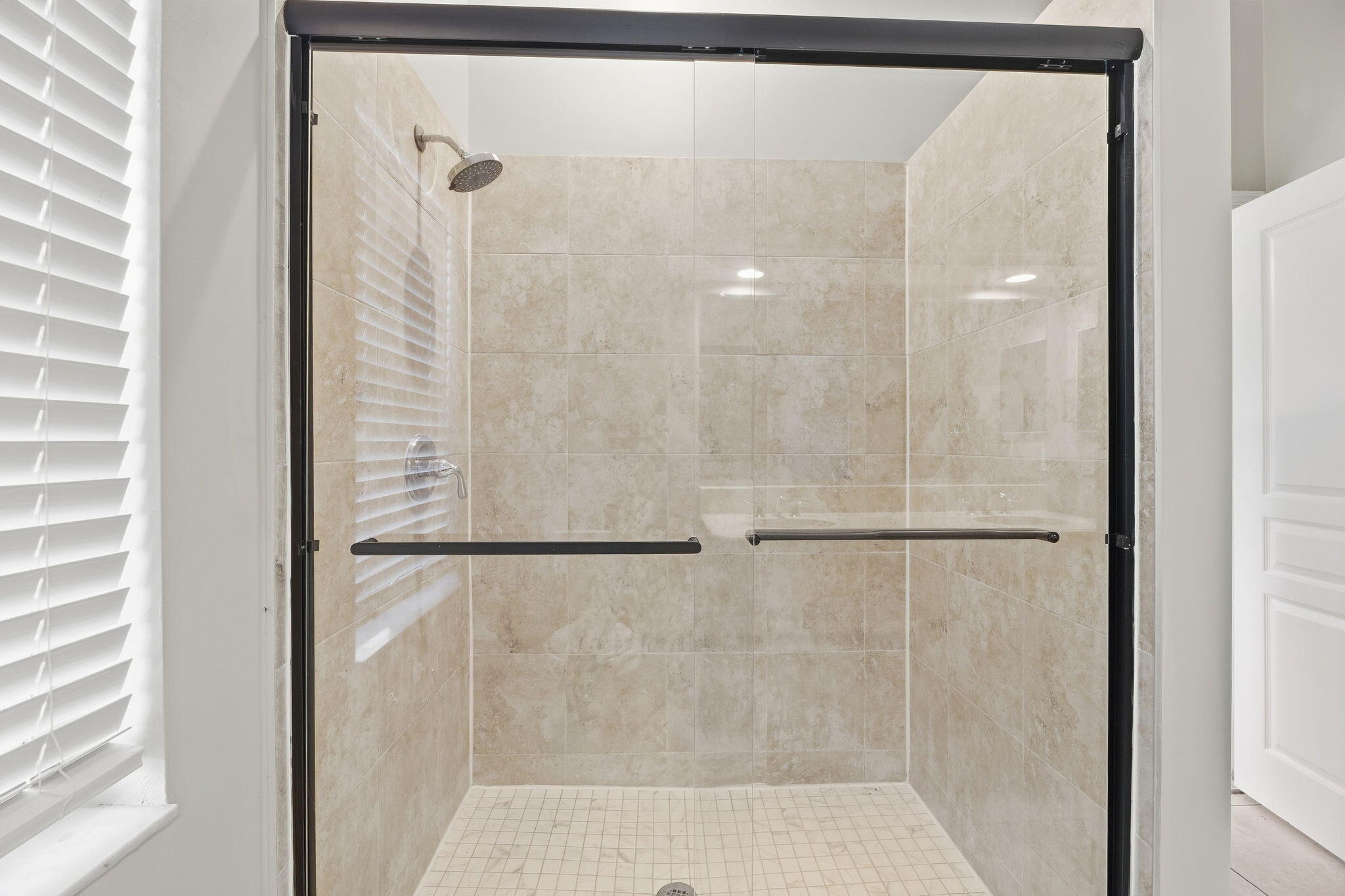 9823 N Grand Duke, Tamarac FL 33321