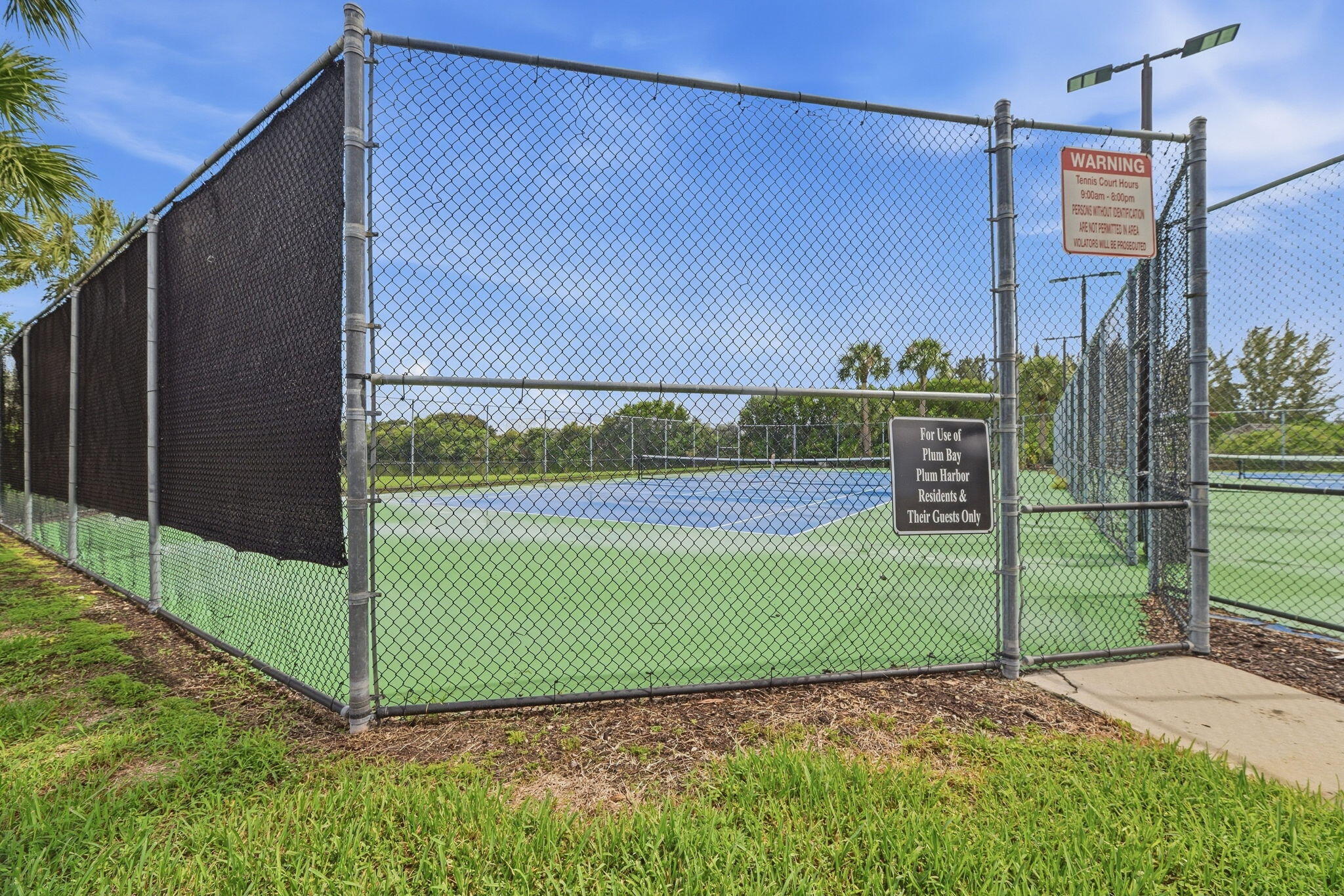 9823 N Grand Duke, Tamarac FL 33321