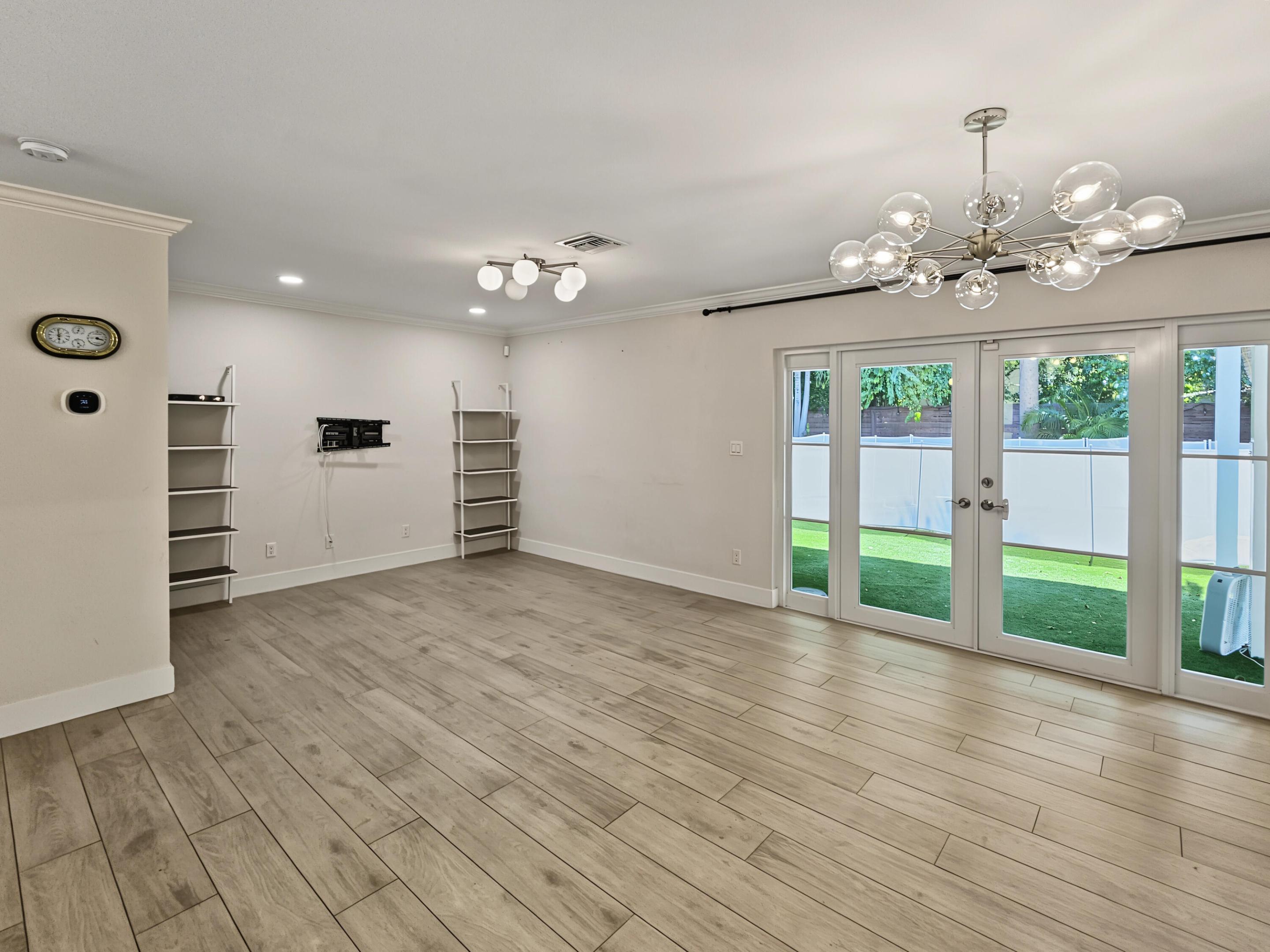 2411 S Olive, West Palm Beach FL 33401