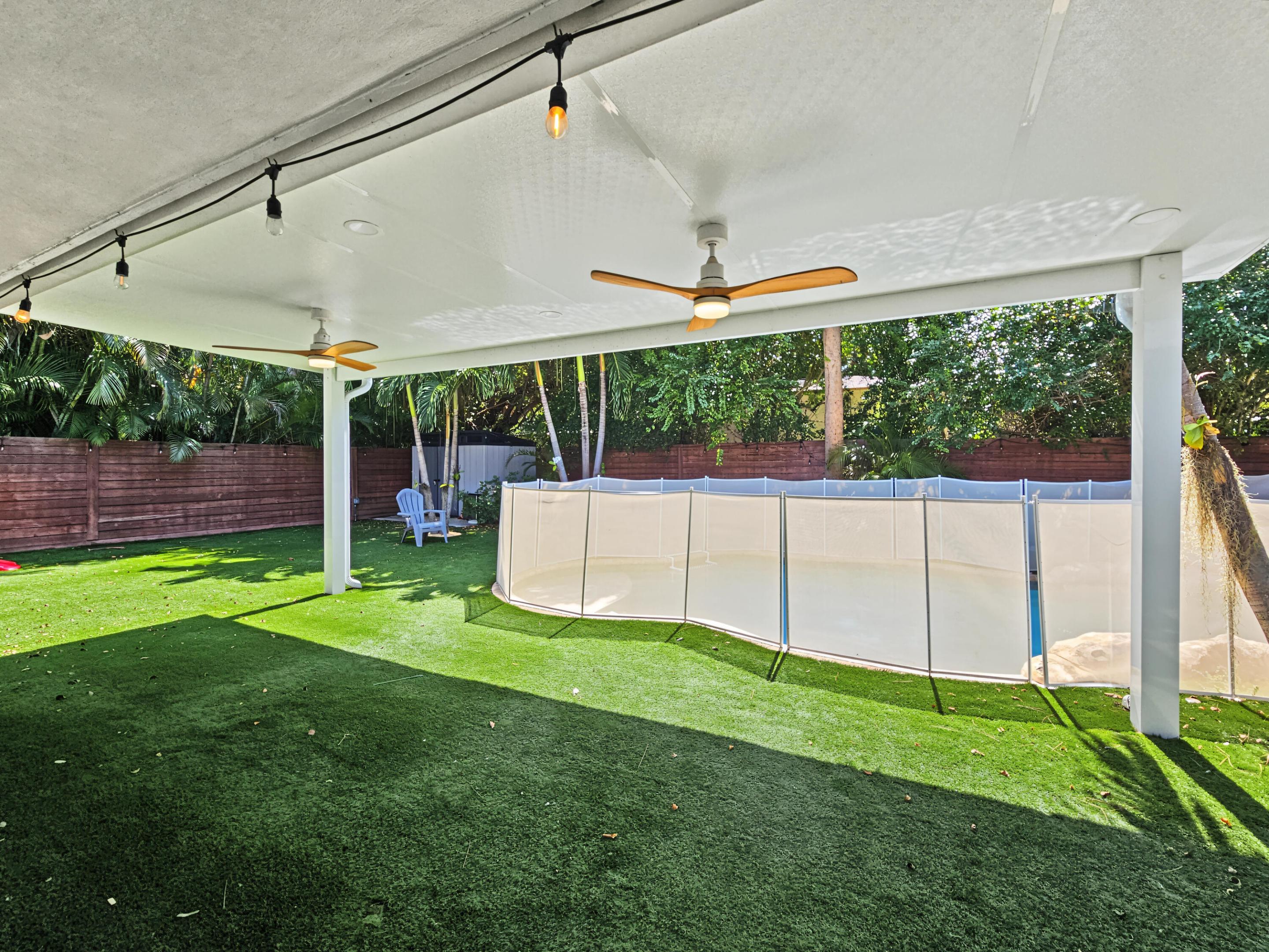 2411 S Olive, West Palm Beach FL 33401