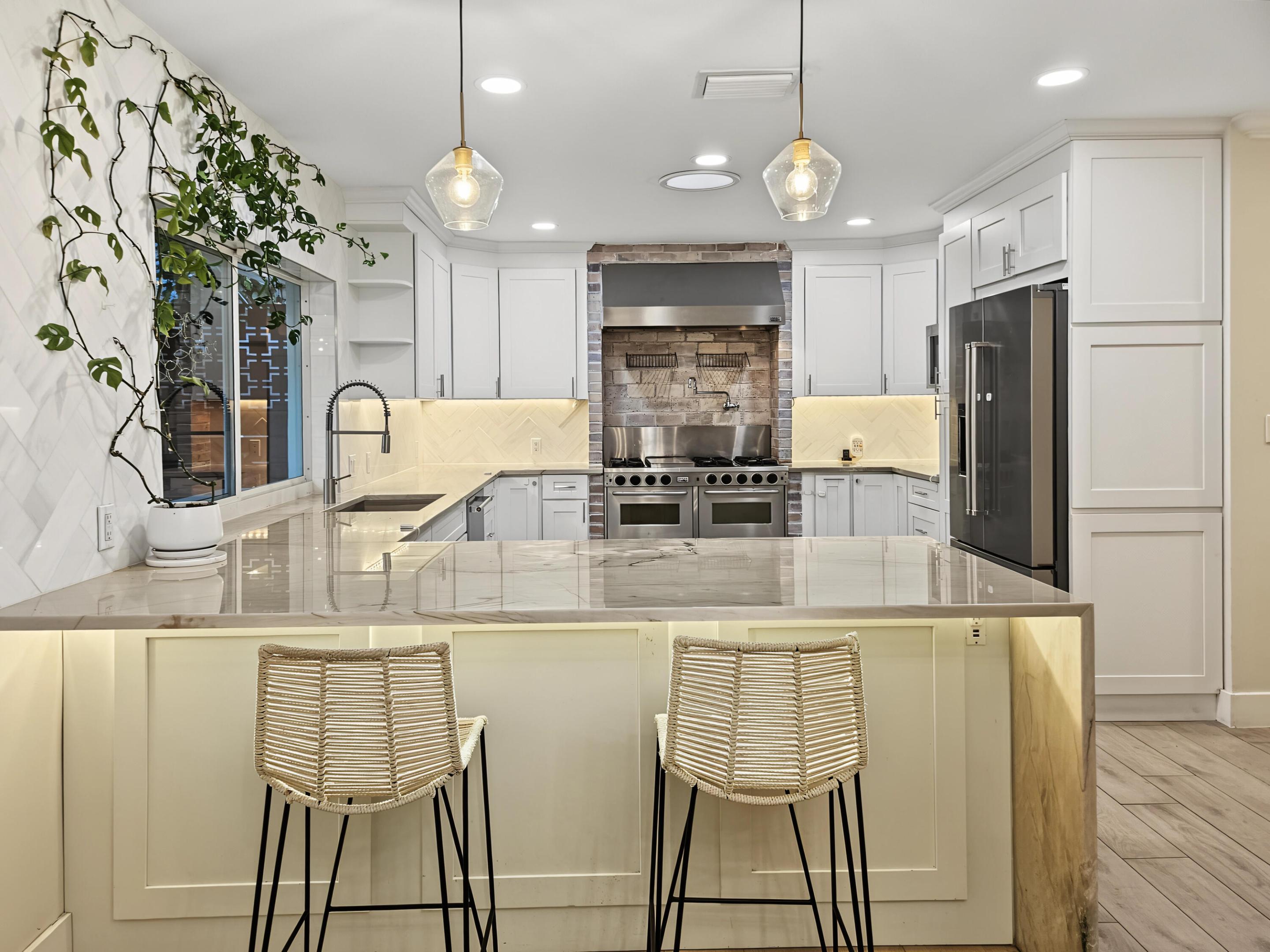 2411 S Olive, West Palm Beach FL 33401