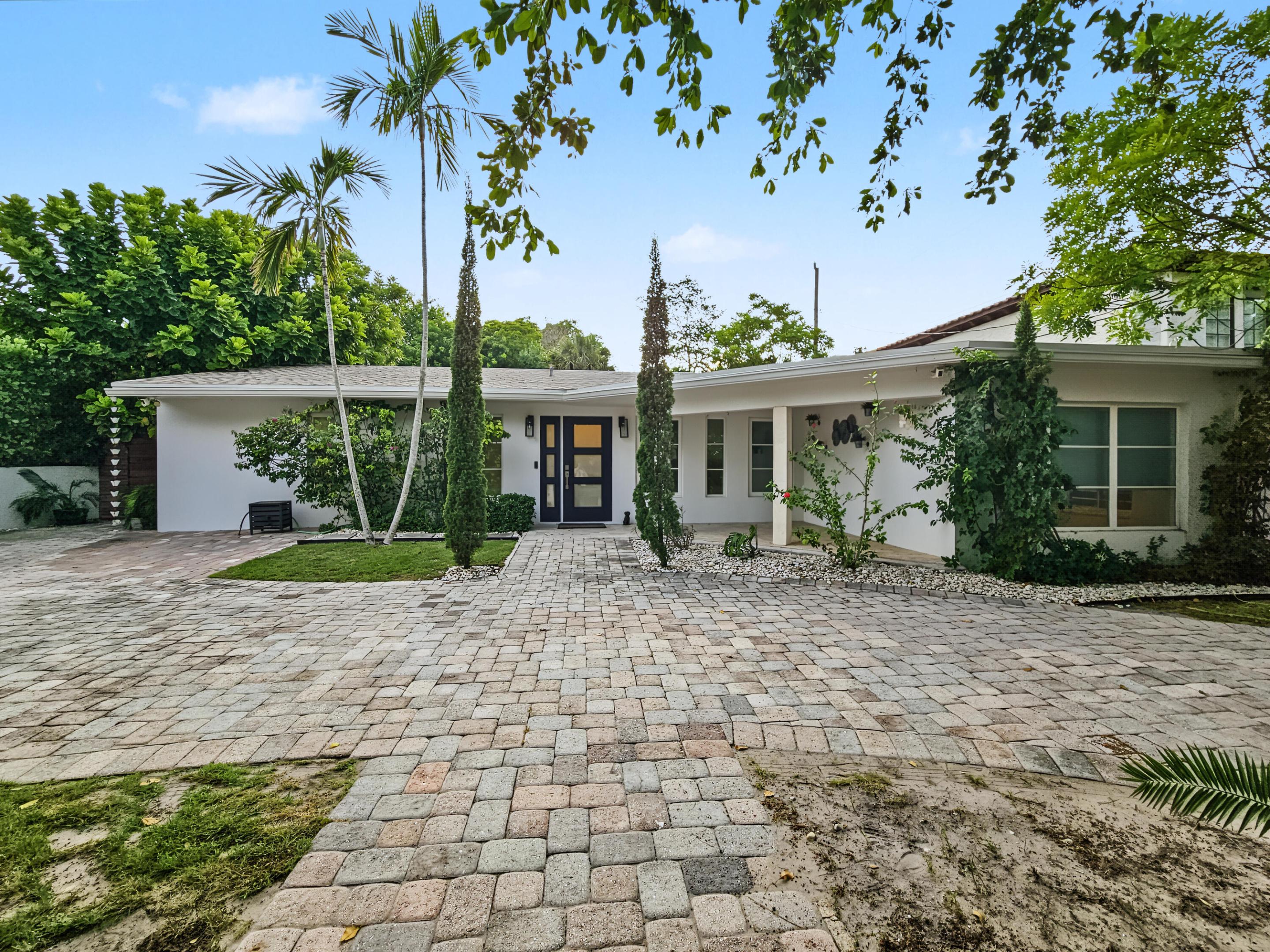 2411 S Olive, West Palm Beach FL 33401