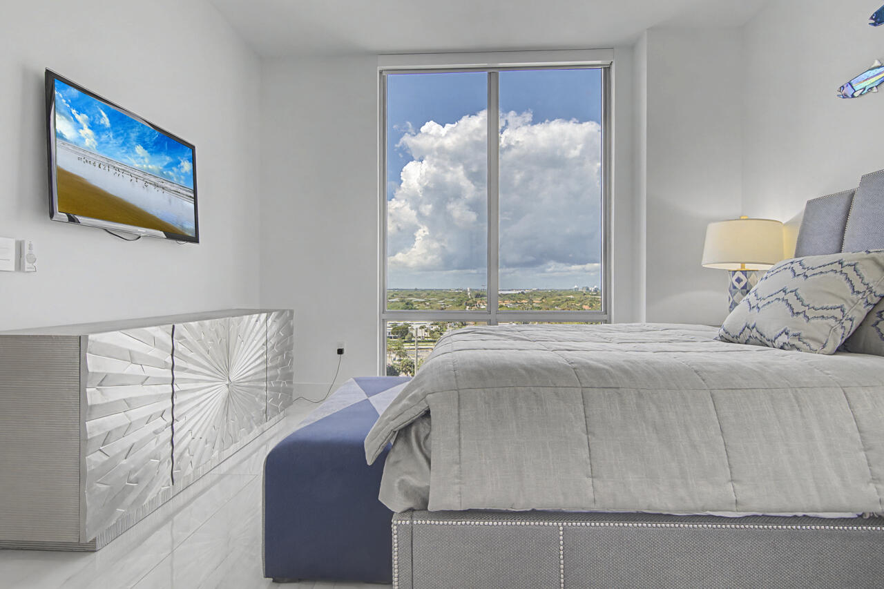 3 WATER CLUB #1201, North Palm Beach FL 33408