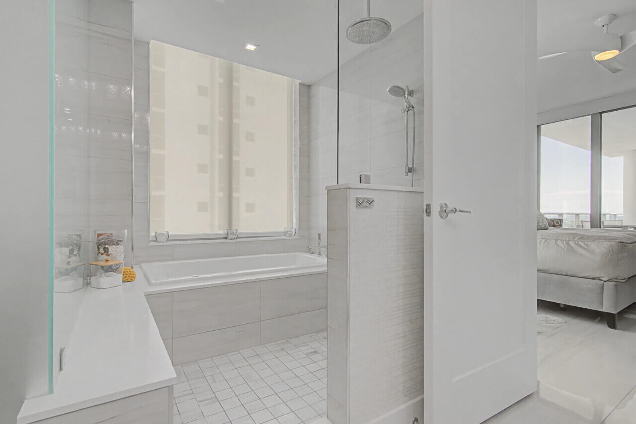 3 WATER CLUB #1201, North Palm Beach FL 33408