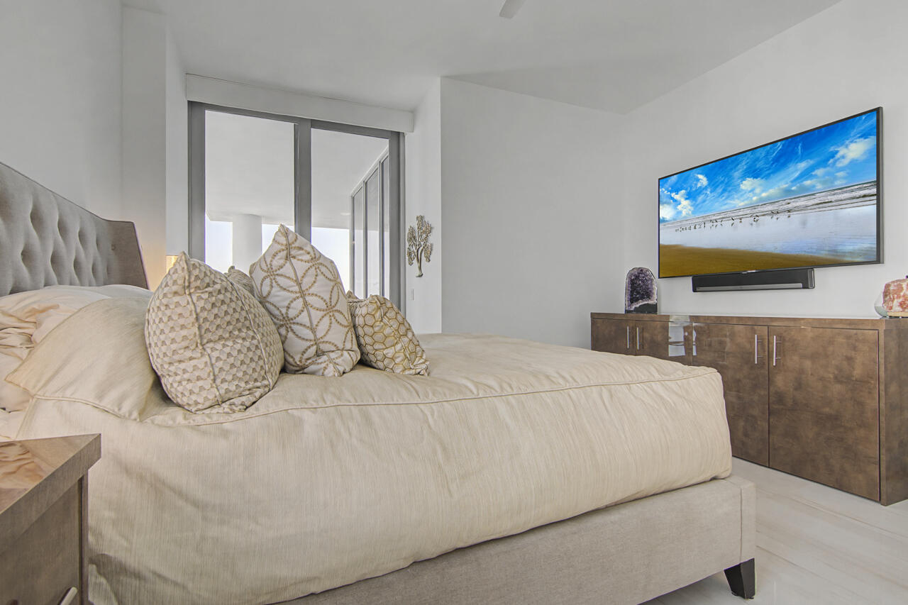 3 WATER CLUB #1201, North Palm Beach FL 33408