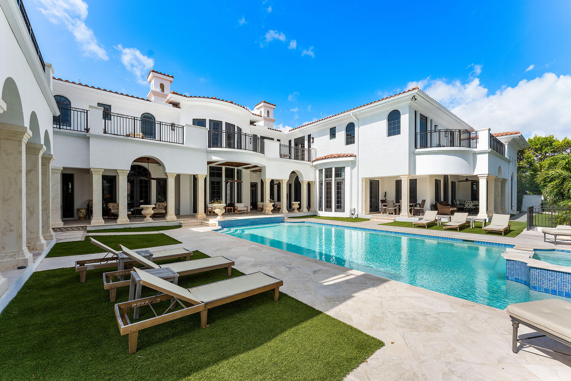 251 W Coconut Palm, Boca Raton FL 33432