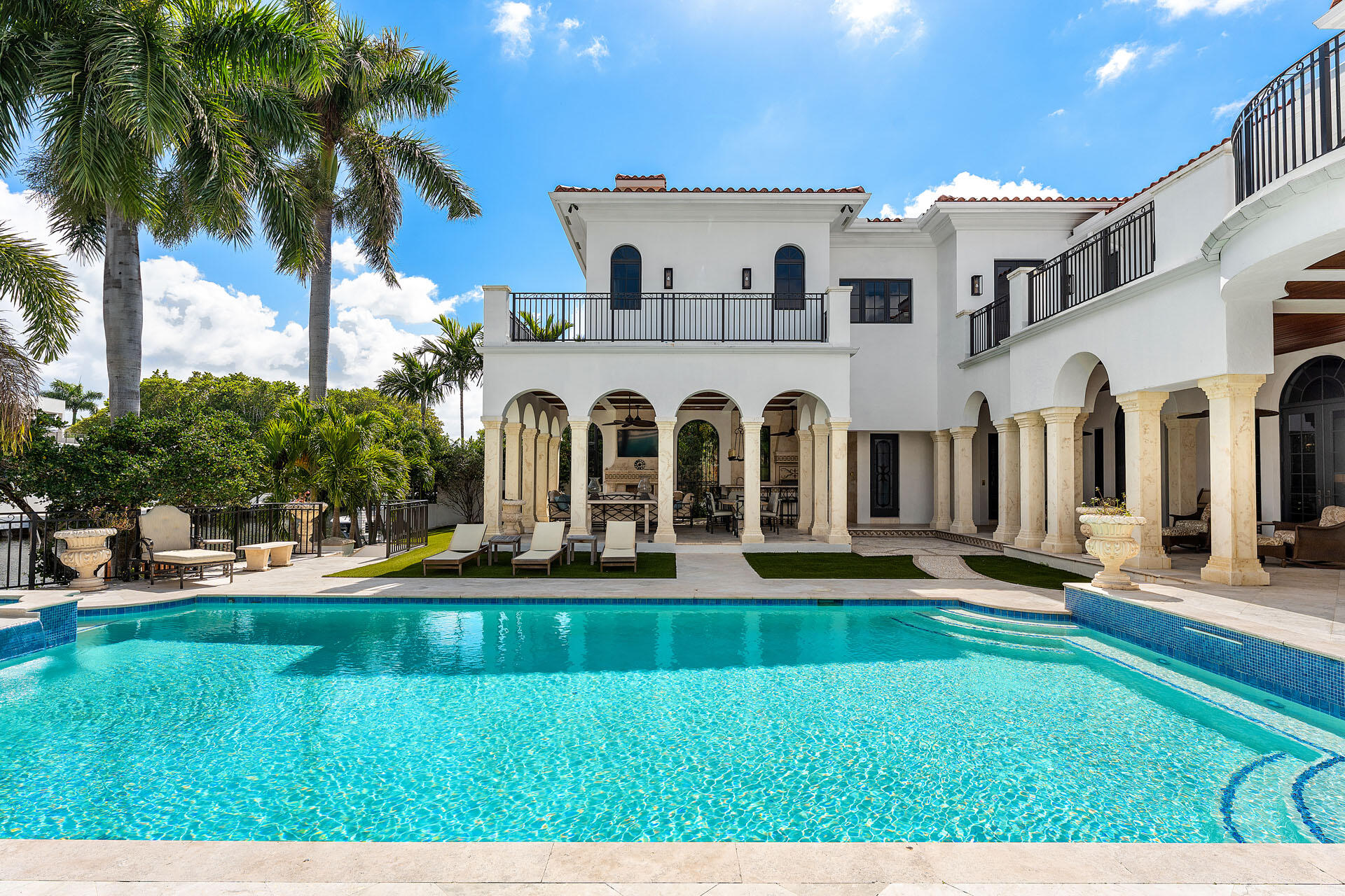 251 W Coconut Palm, Boca Raton FL 33432
