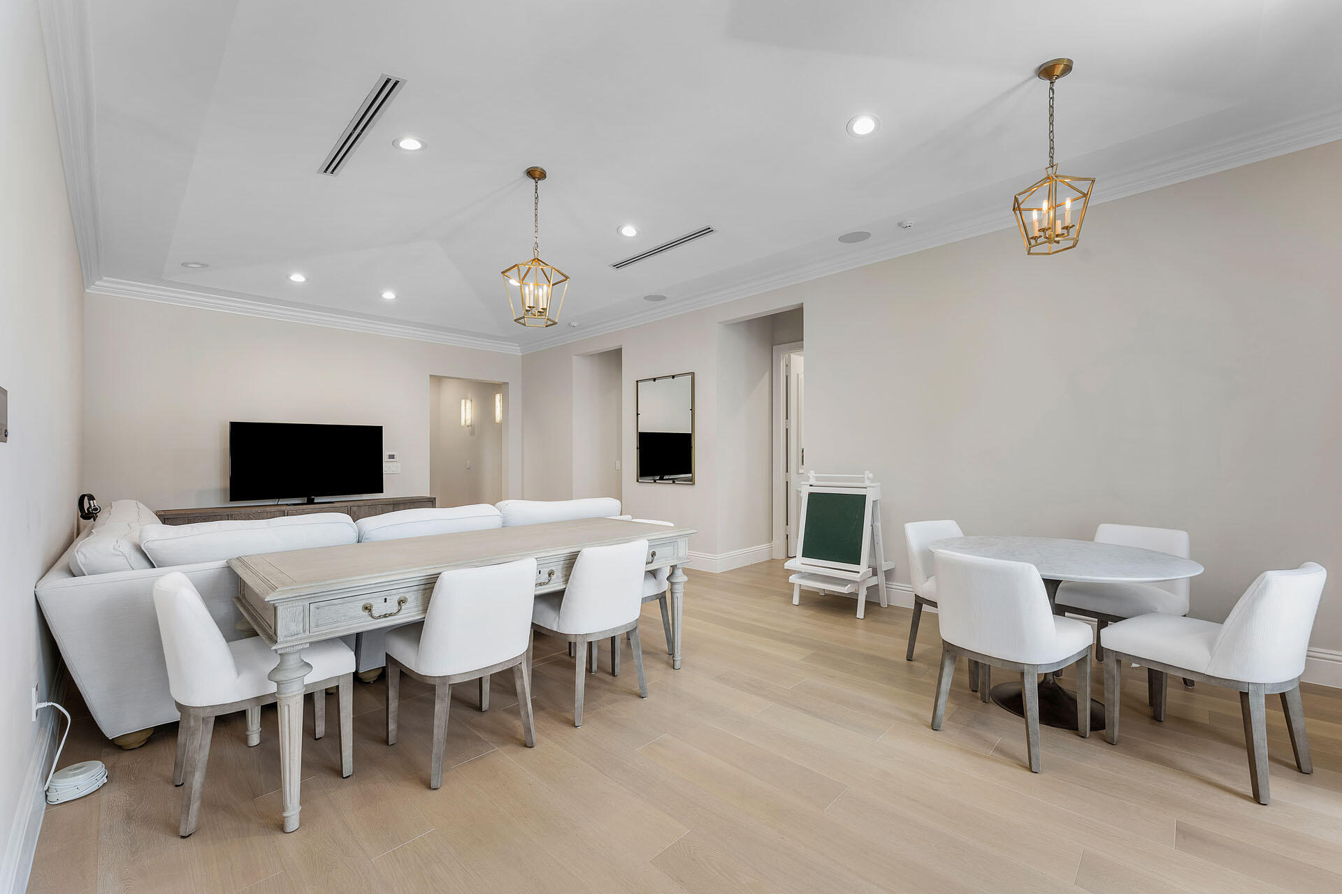 251 W Coconut Palm, Boca Raton FL 33432