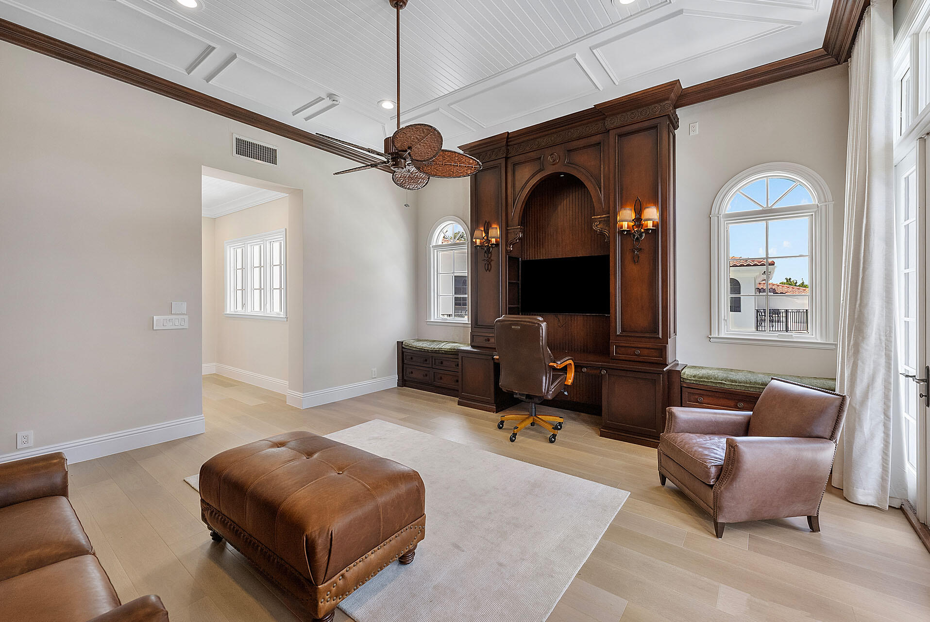 251 W Coconut Palm, Boca Raton FL 33432
