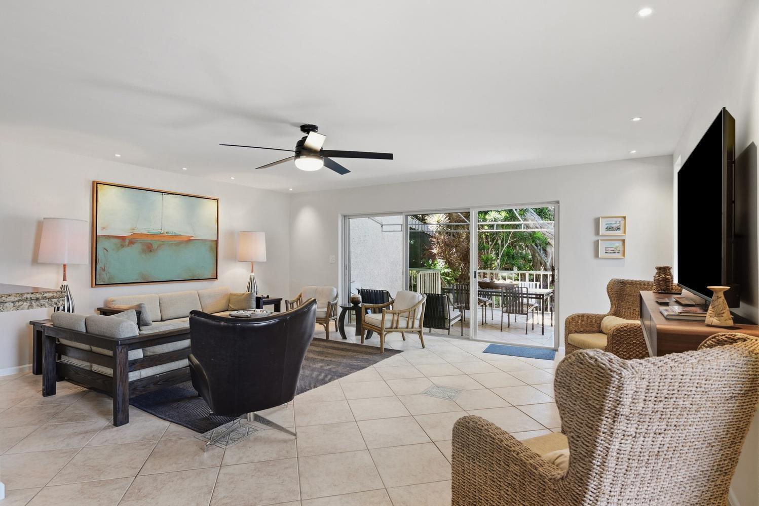 1172 HILLSBORO MILE #3-3, Hillsboro Beach FL 33062