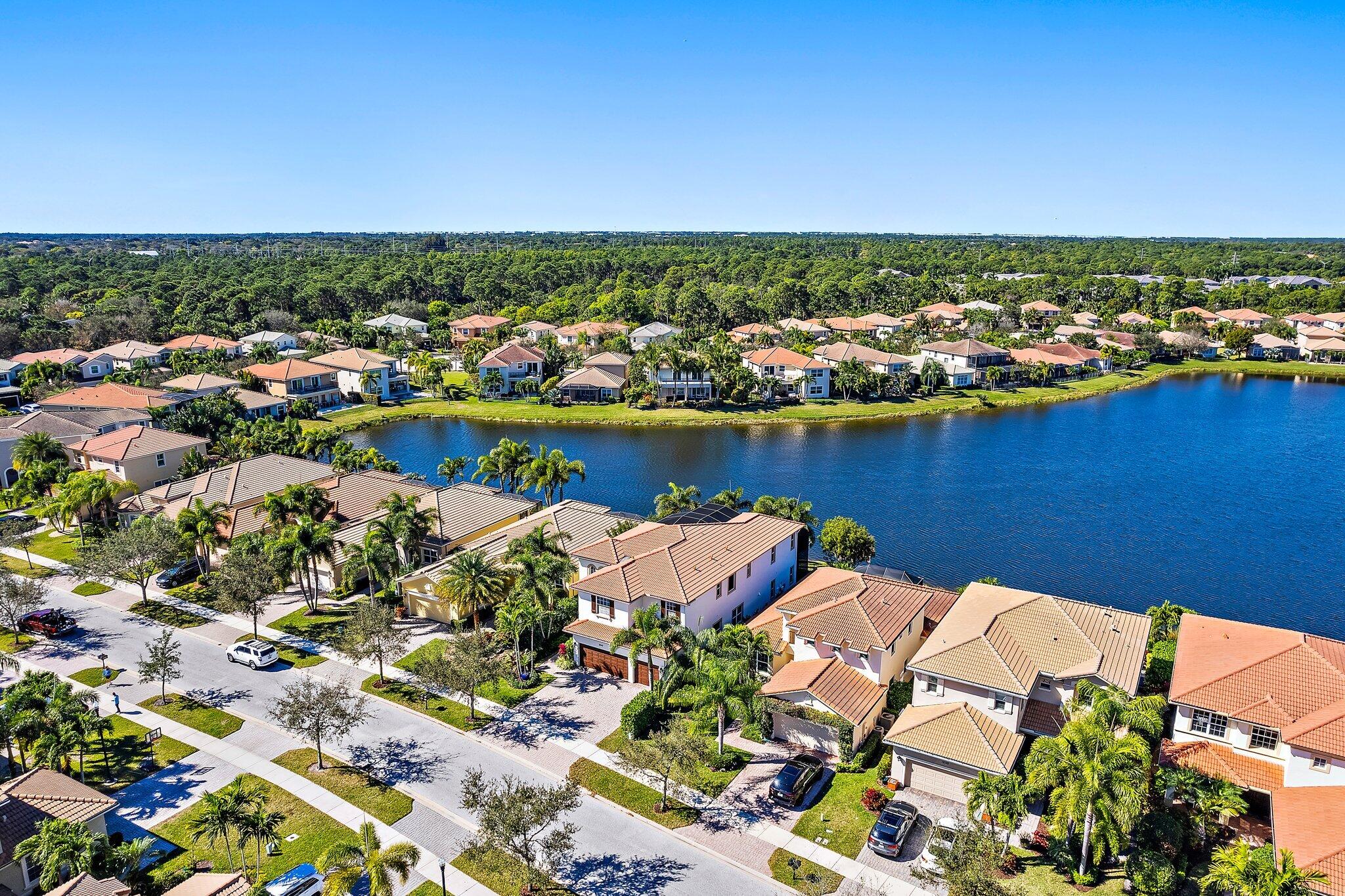 12140 AVILES, Palm Beach Gardens FL 33418