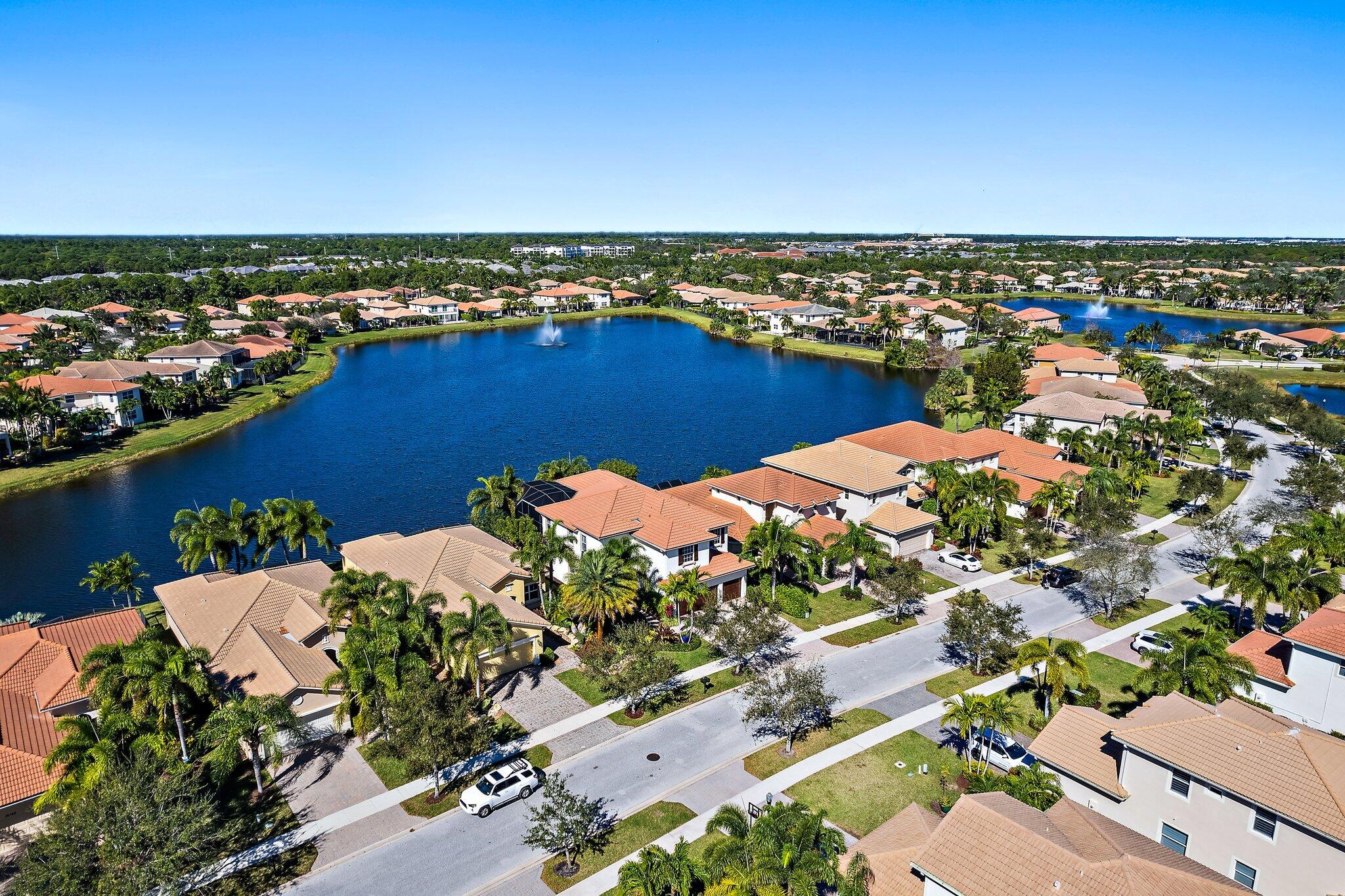 12140 AVILES, Palm Beach Gardens FL 33418