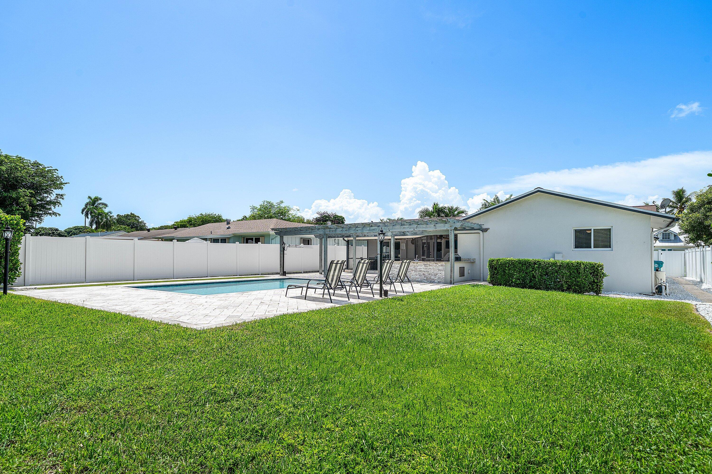 3616 SE 2nd, Boynton Beach FL 33435