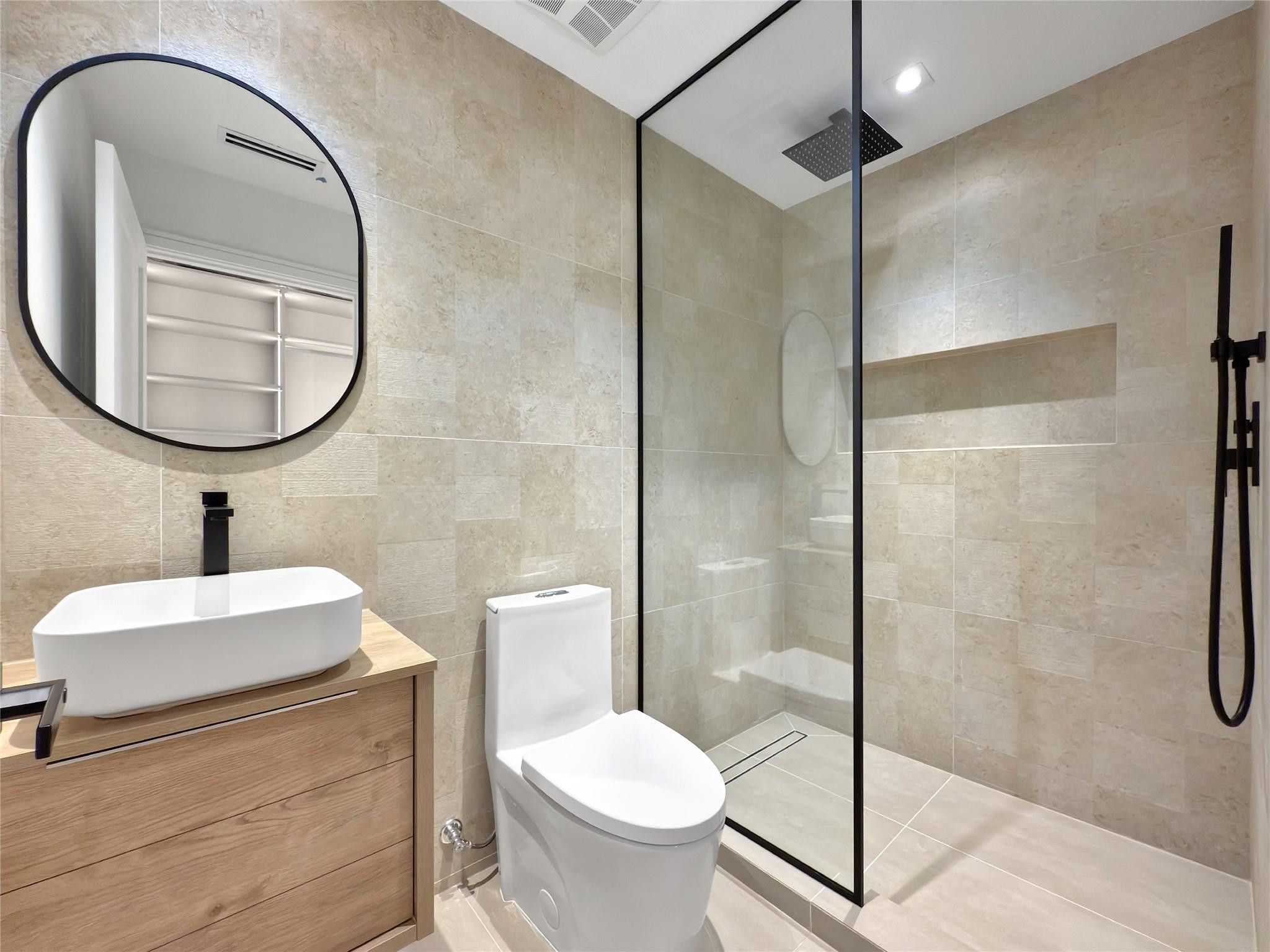 729 NE 17th, Fort Lauderdale FL 33304