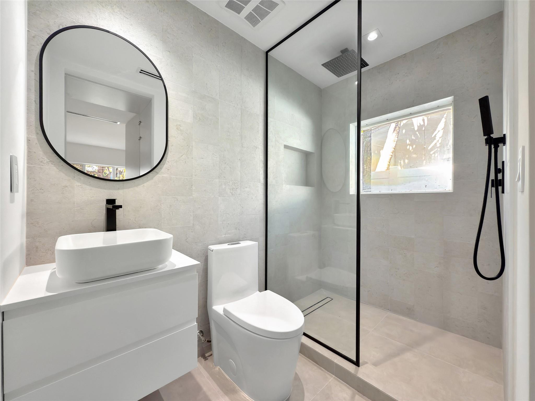 729 NE 17th, Fort Lauderdale FL 33304